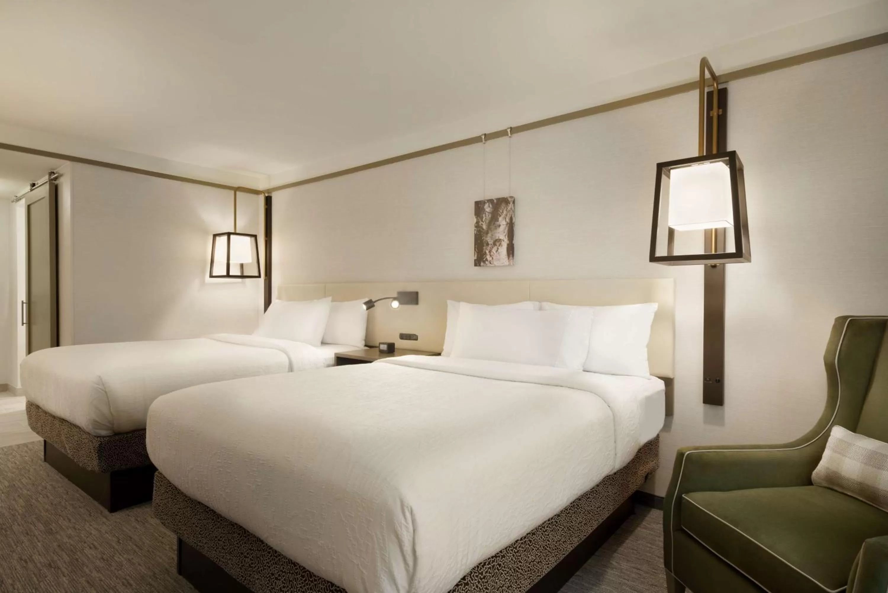 Bed in Hilton Garden Inn Newtown Square Radnor