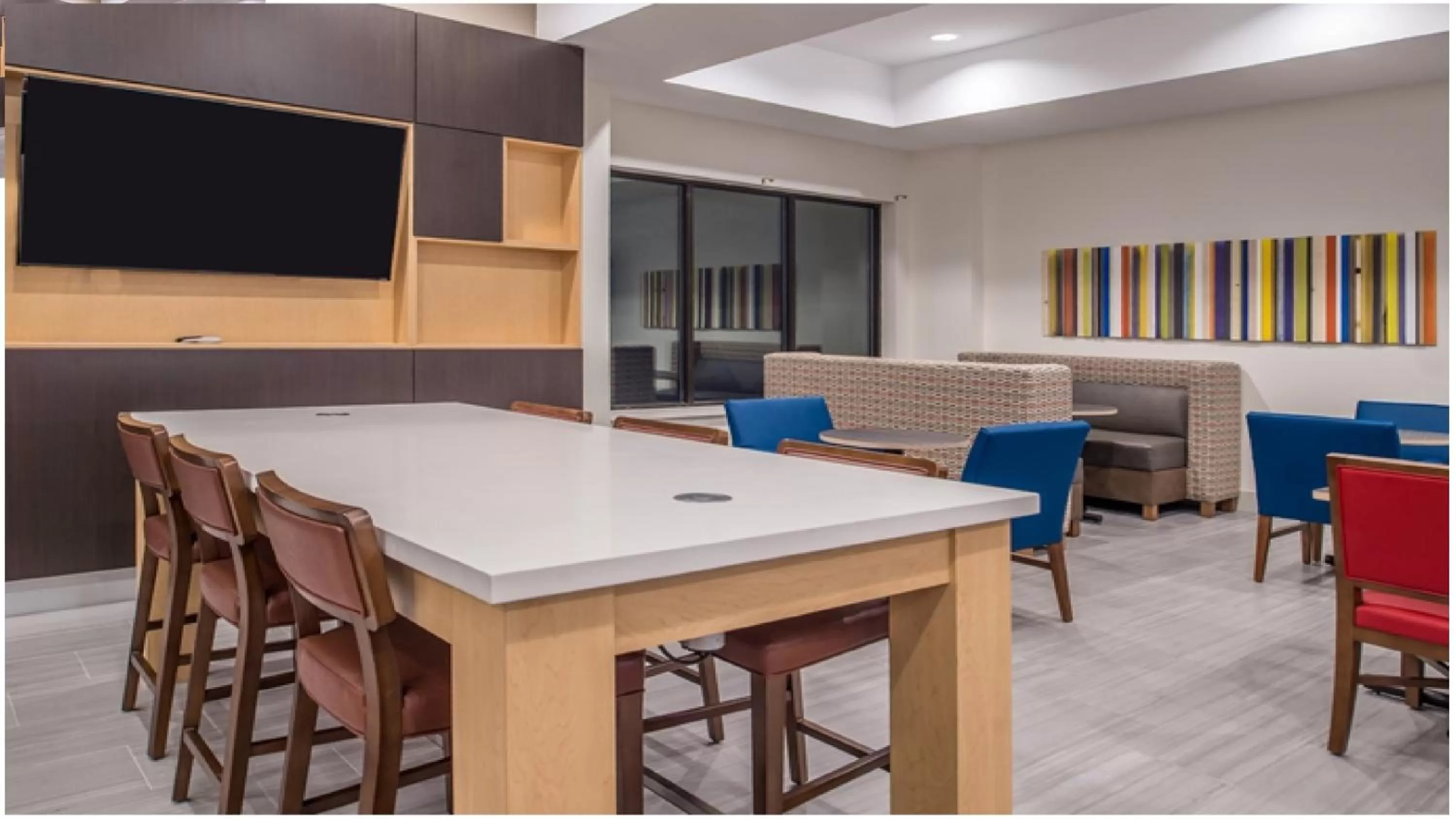 Breakfast in Holiday Inn Express Hotel & Suites La Place by IHG