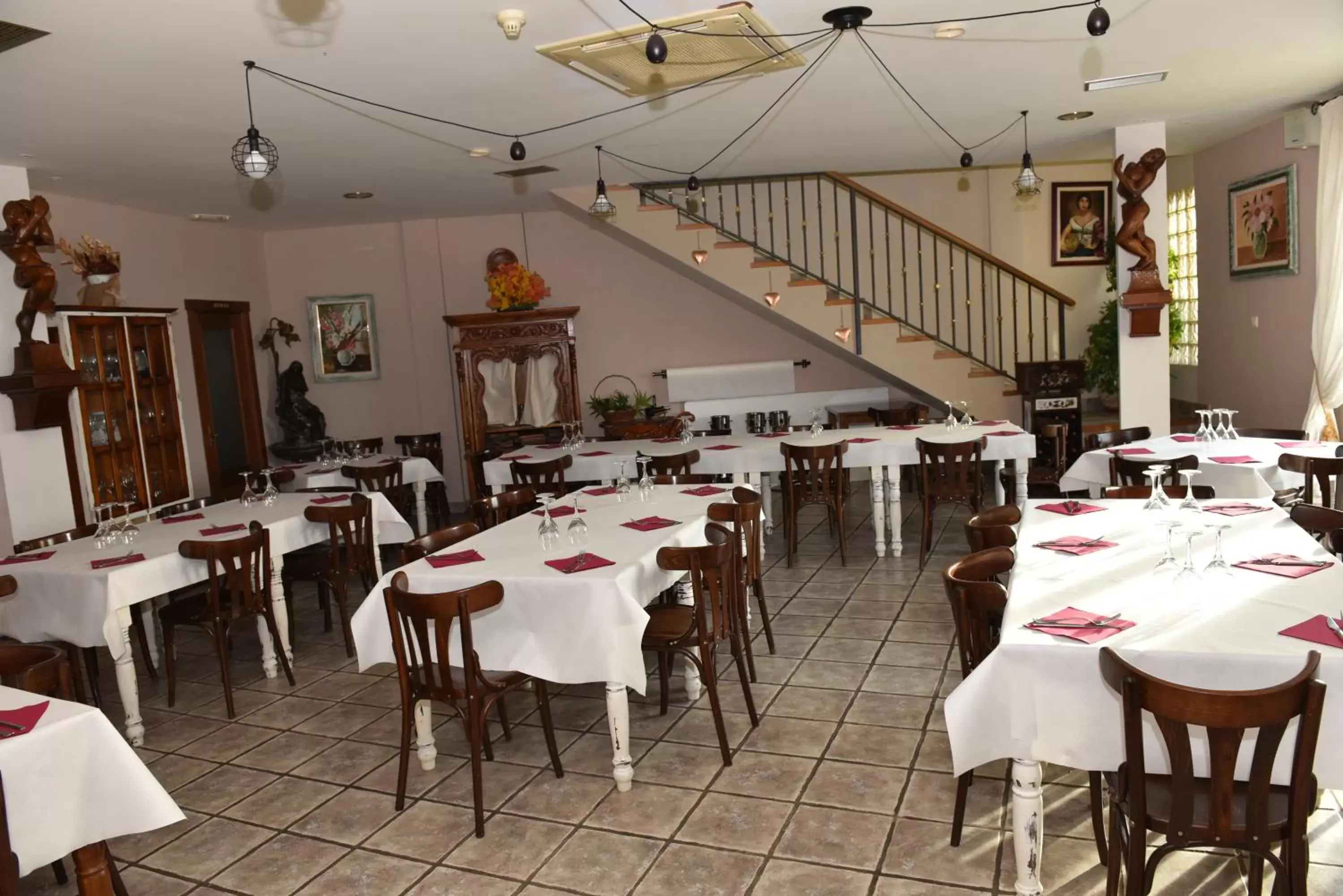 Restaurant/Places to Eat in Hotel Rural el Castillo