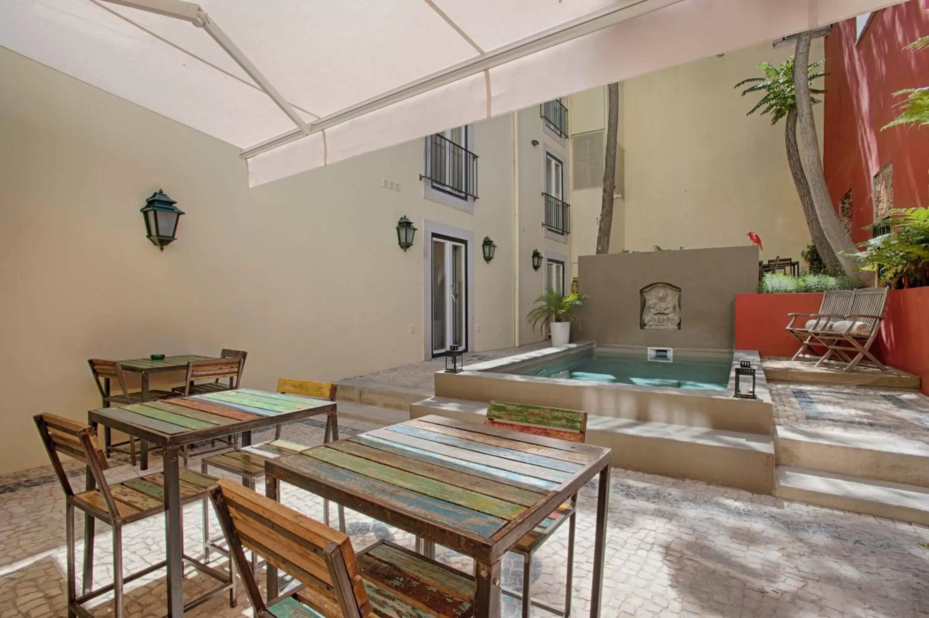 Balcony/Terrace, Restaurant/Places to Eat in Dear Lisbon - Charming House