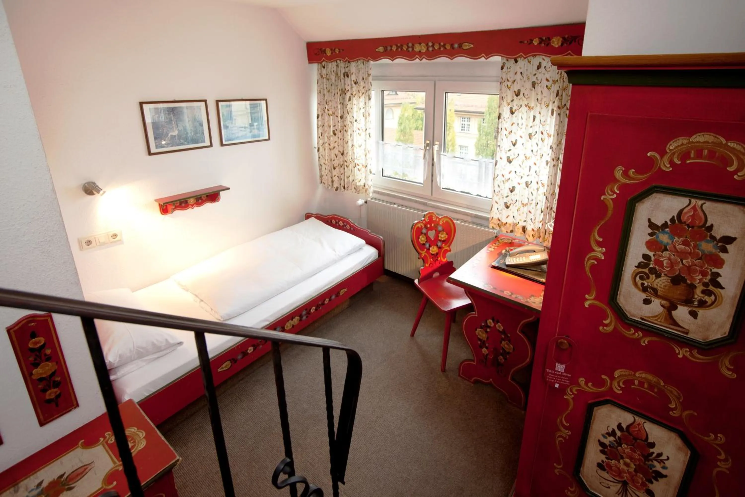 Bedroom, Bed in Hotel Hahn