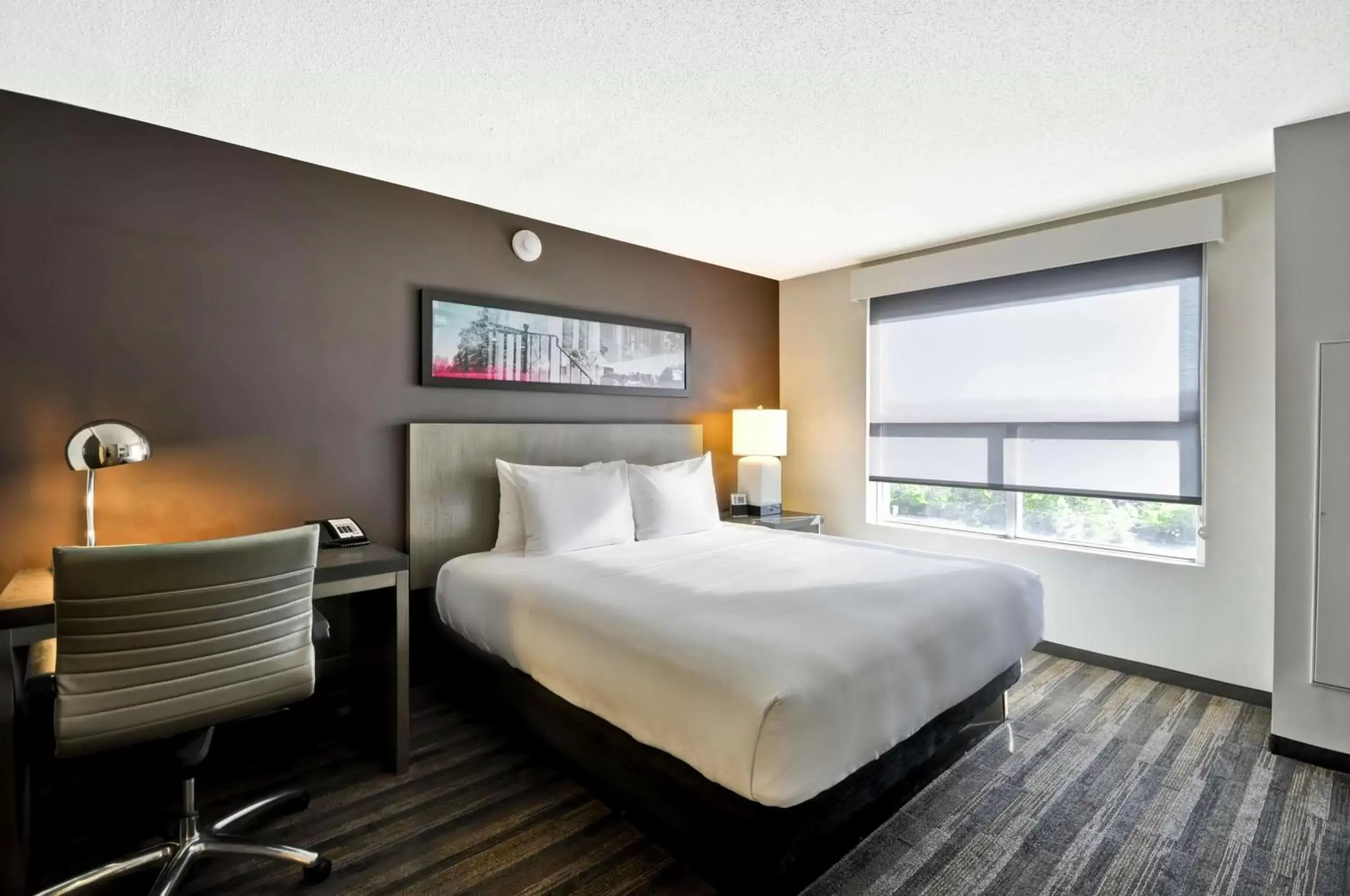 Photo of the whole room, Bed in Hyatt House Atlanta Cobb Galleria