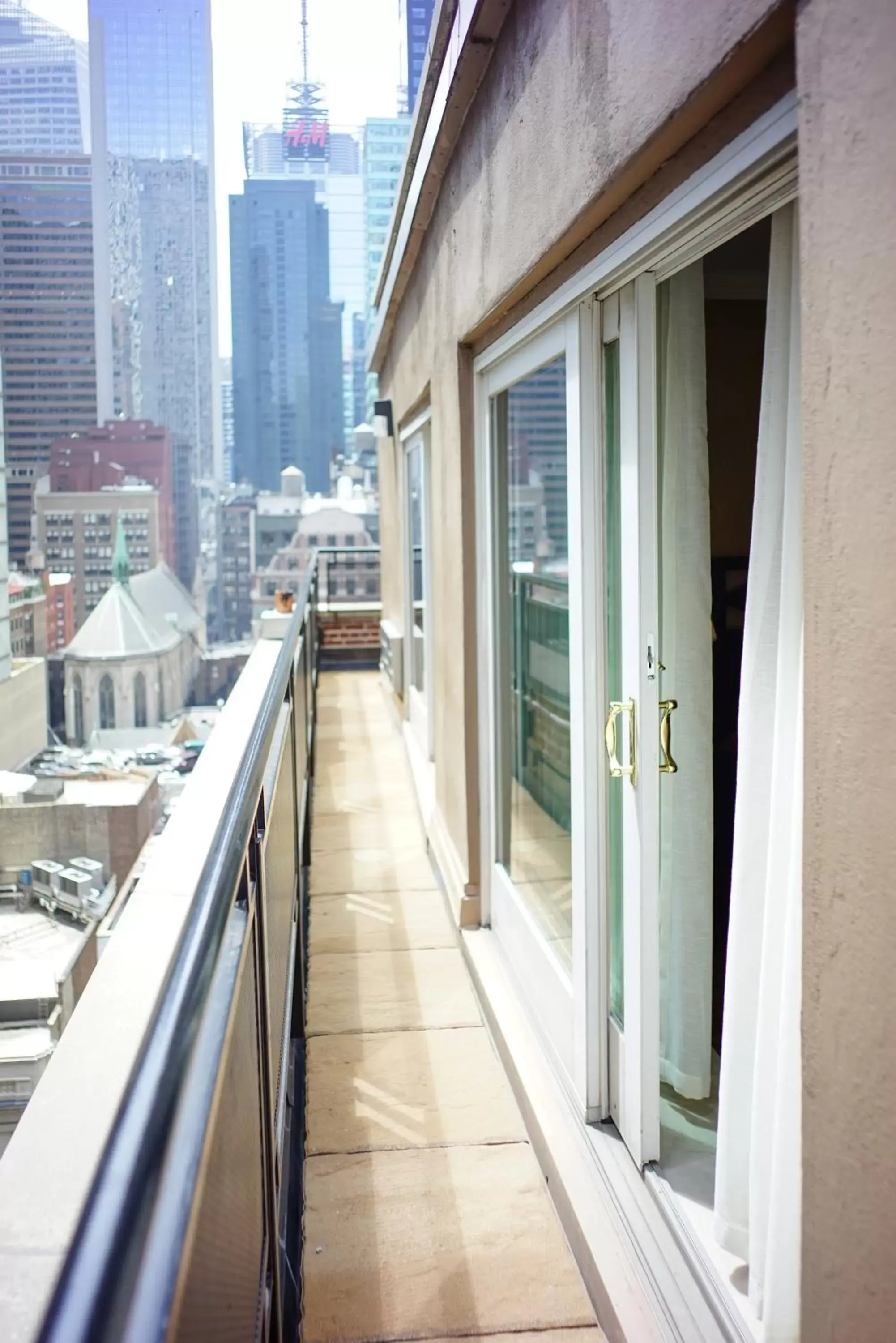 Patio, Balcony/Terrace in Radio City Apartments