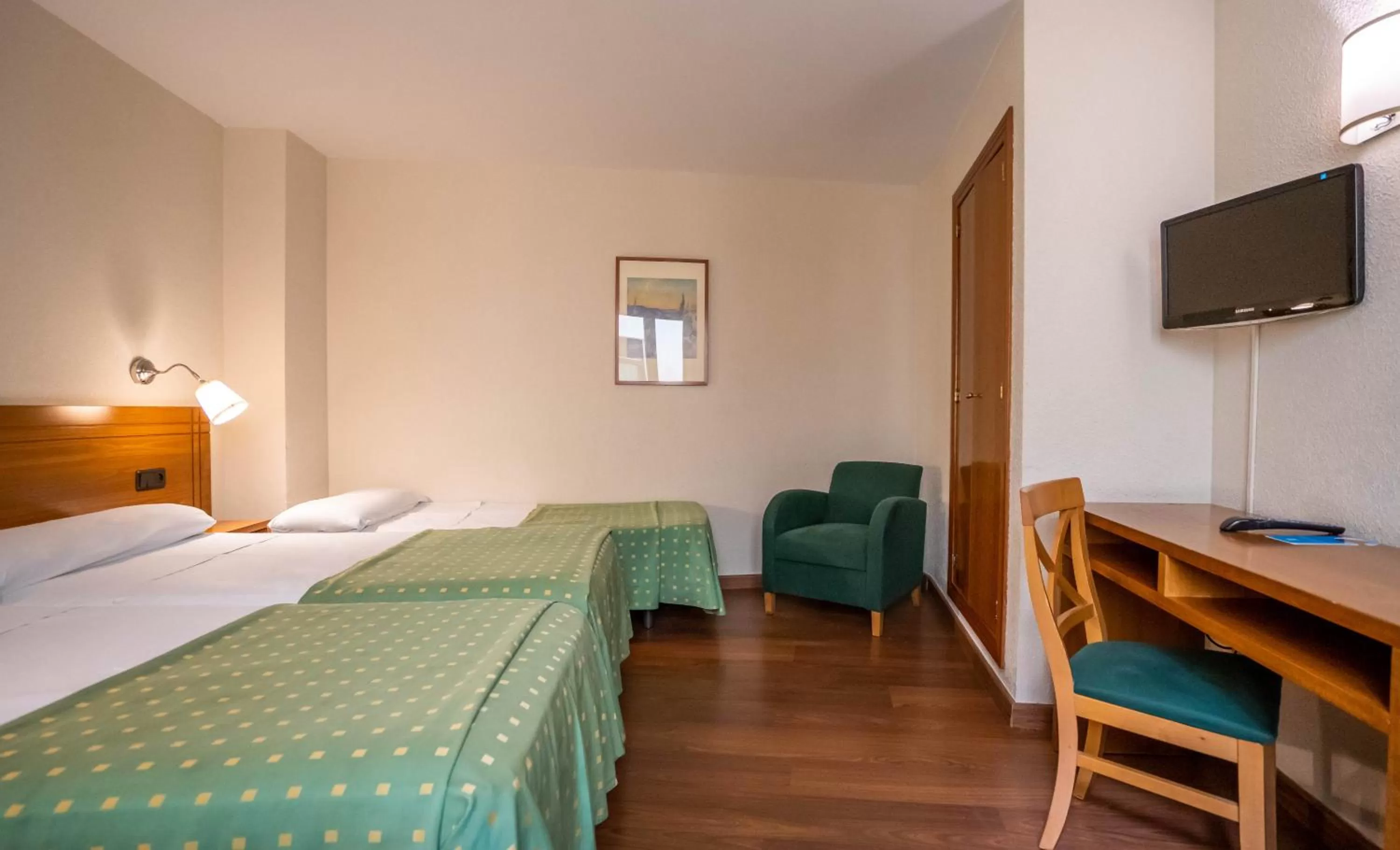 Bed in YIT Conquista de Toledo