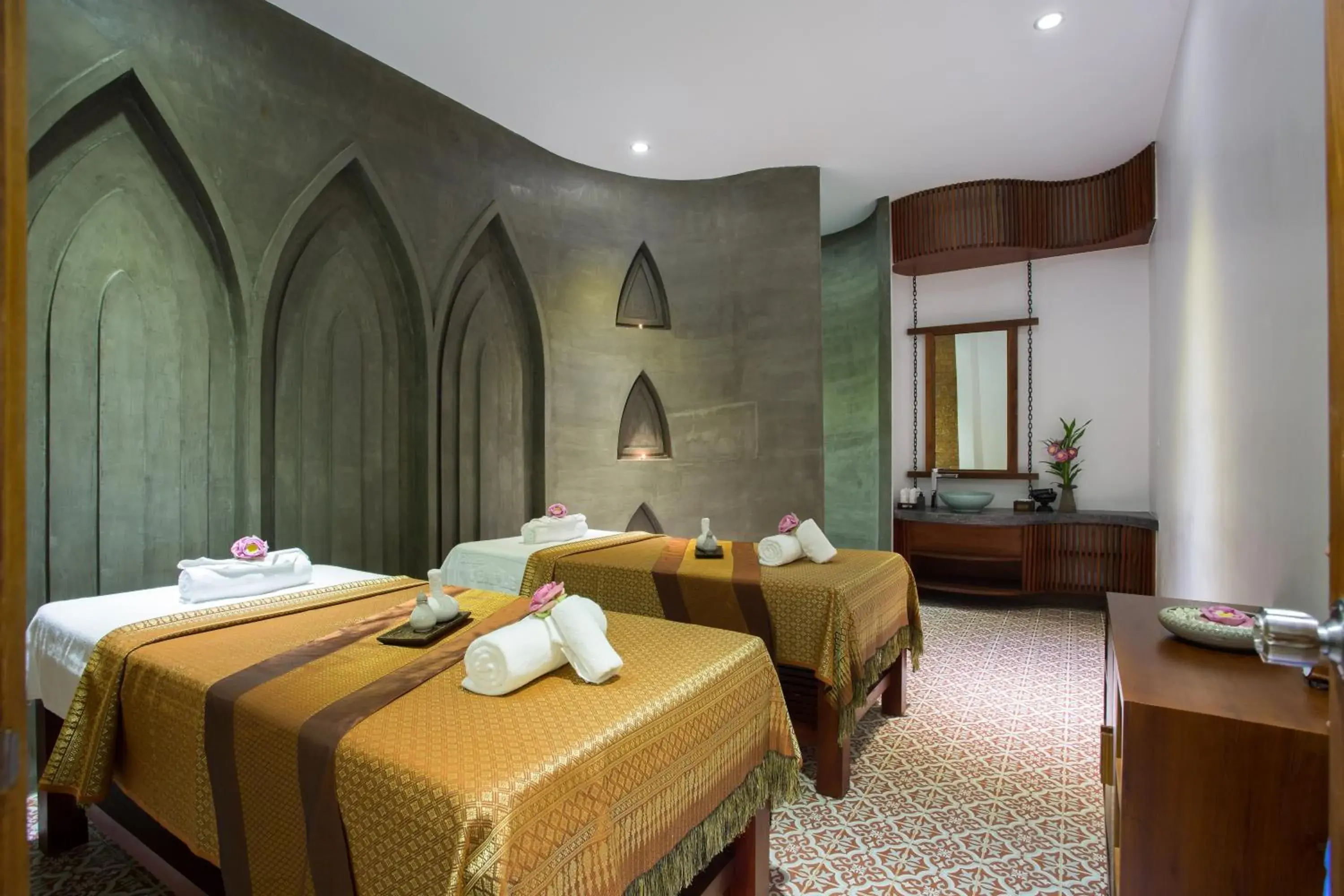 Massage in Golden Temple Villa