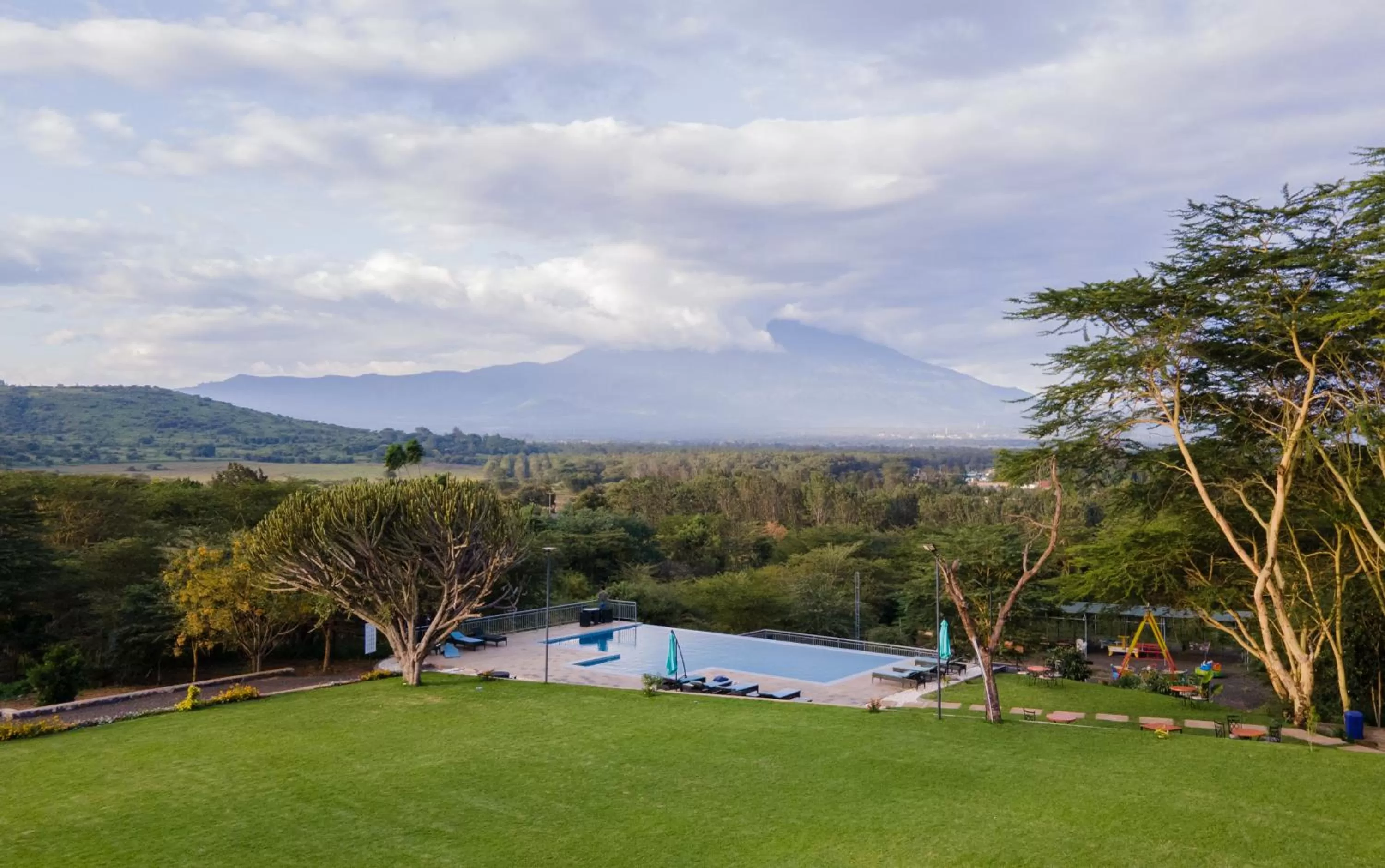Swimming pool in Forest Hill Hotel