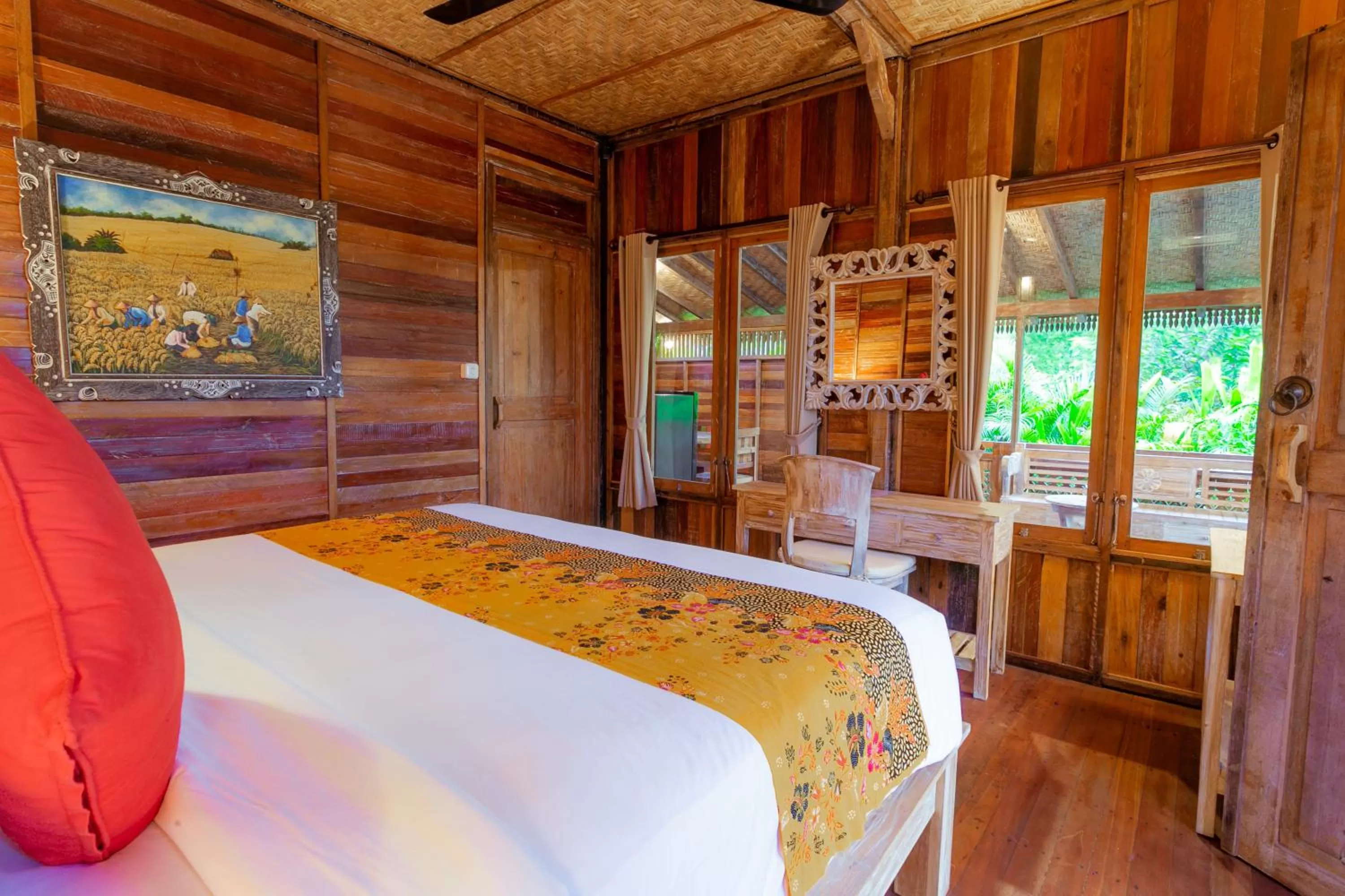 Bed in Nauna Villa Ubud