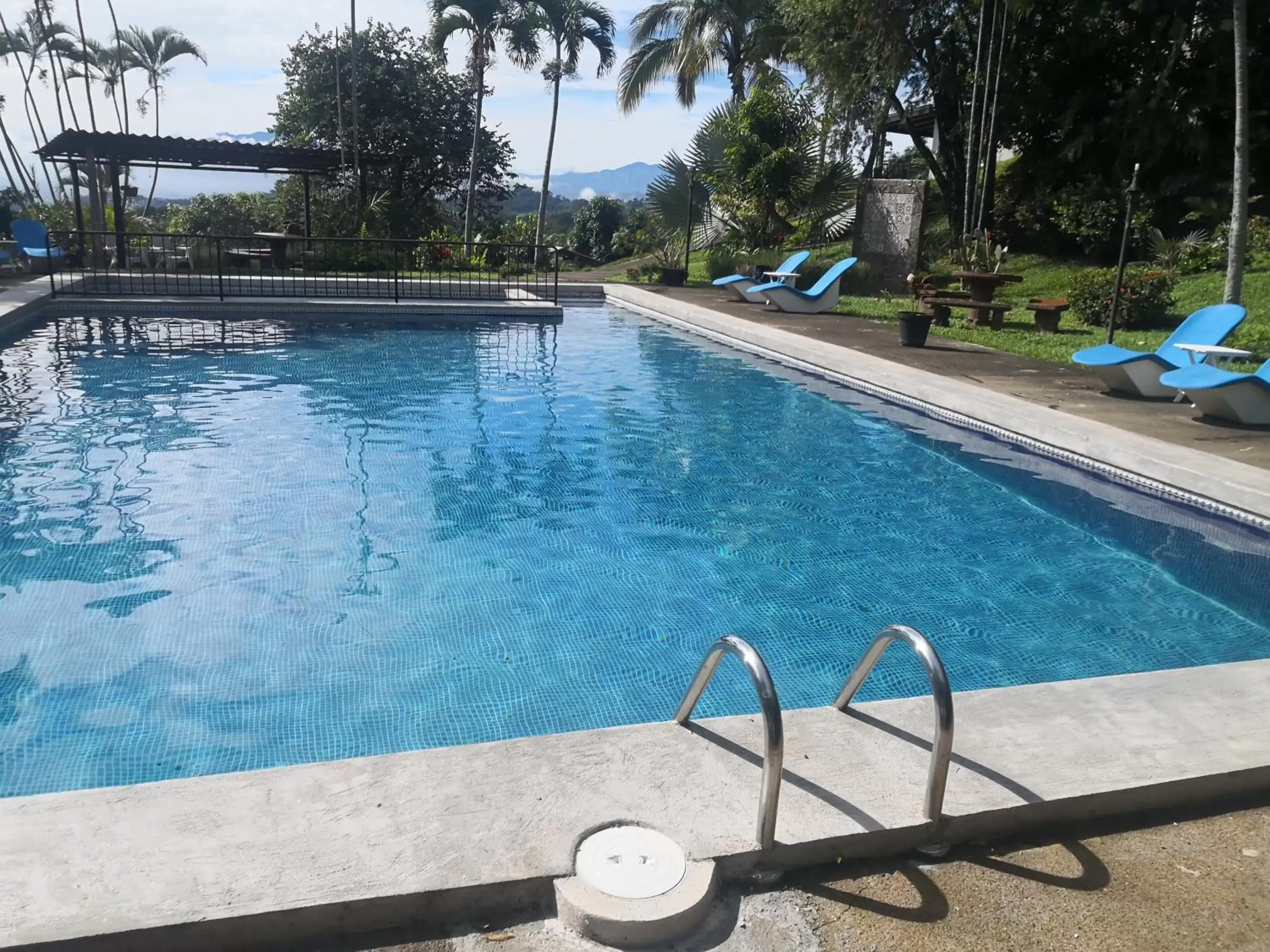 Swimming Pool in Hotel Villas de la Colina