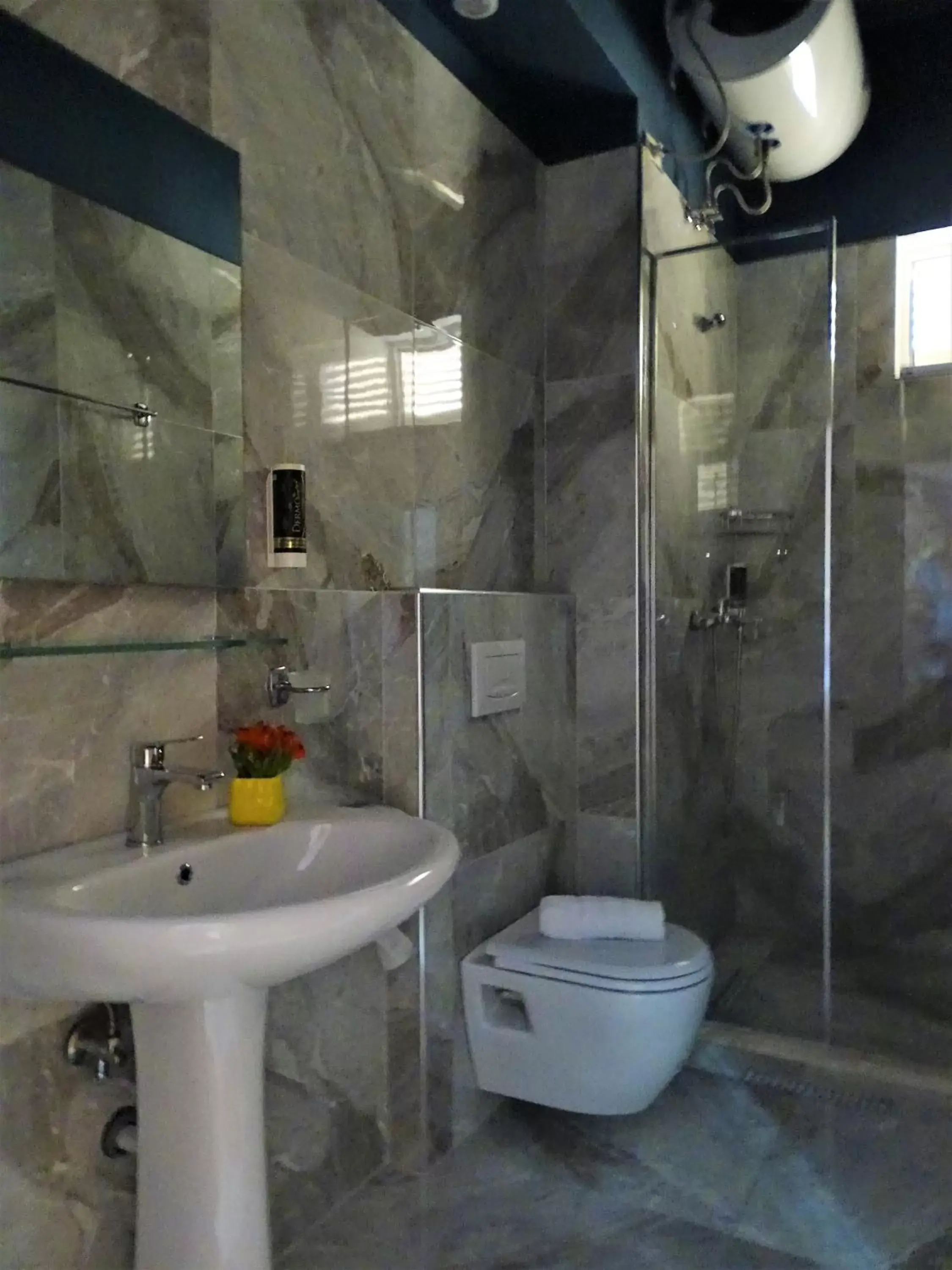 Shower, Bathroom in Signature Idea hotel