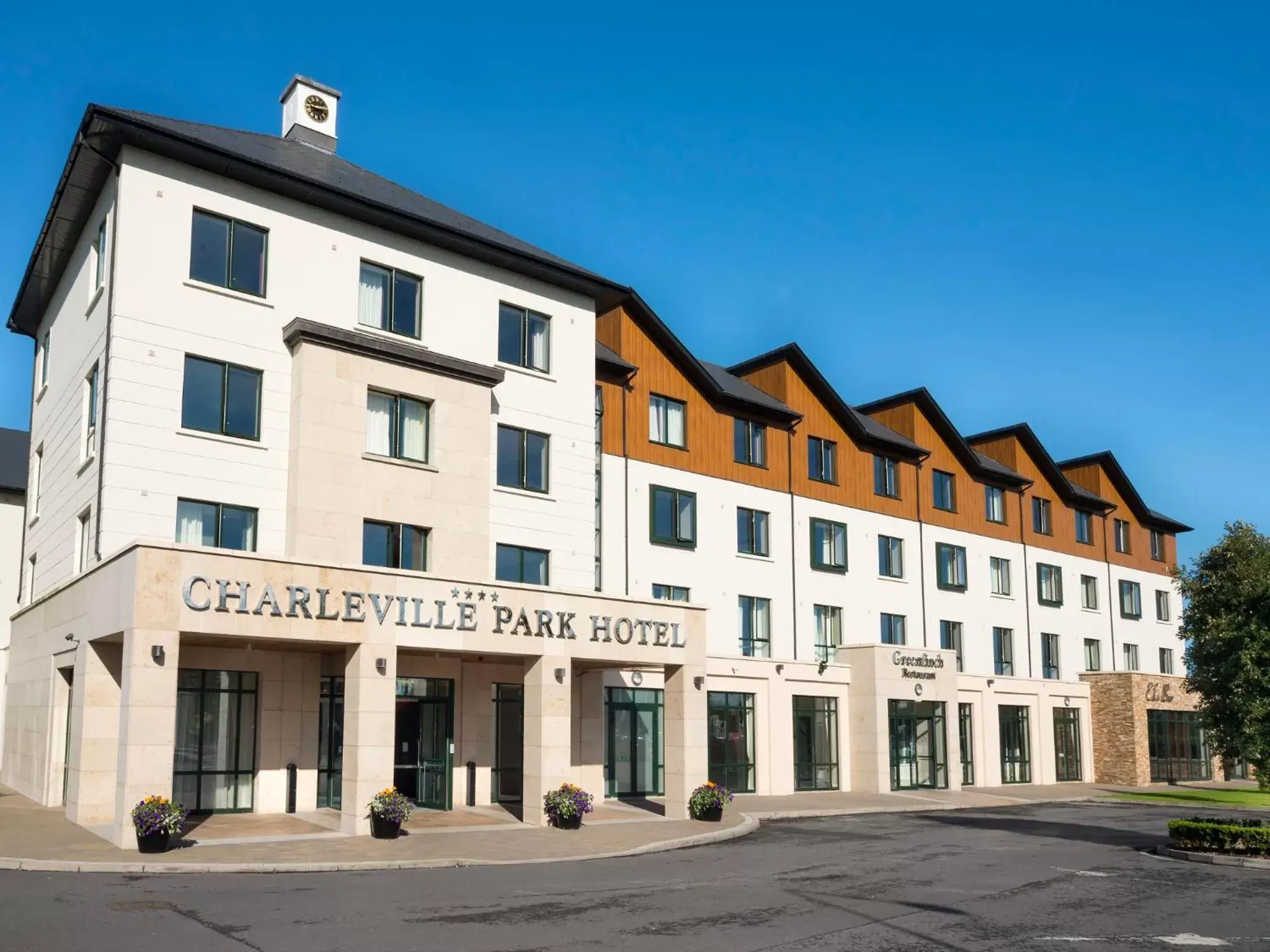 Spring, Property Building in Charleville Park Hotel & Leisure Club IRELAND