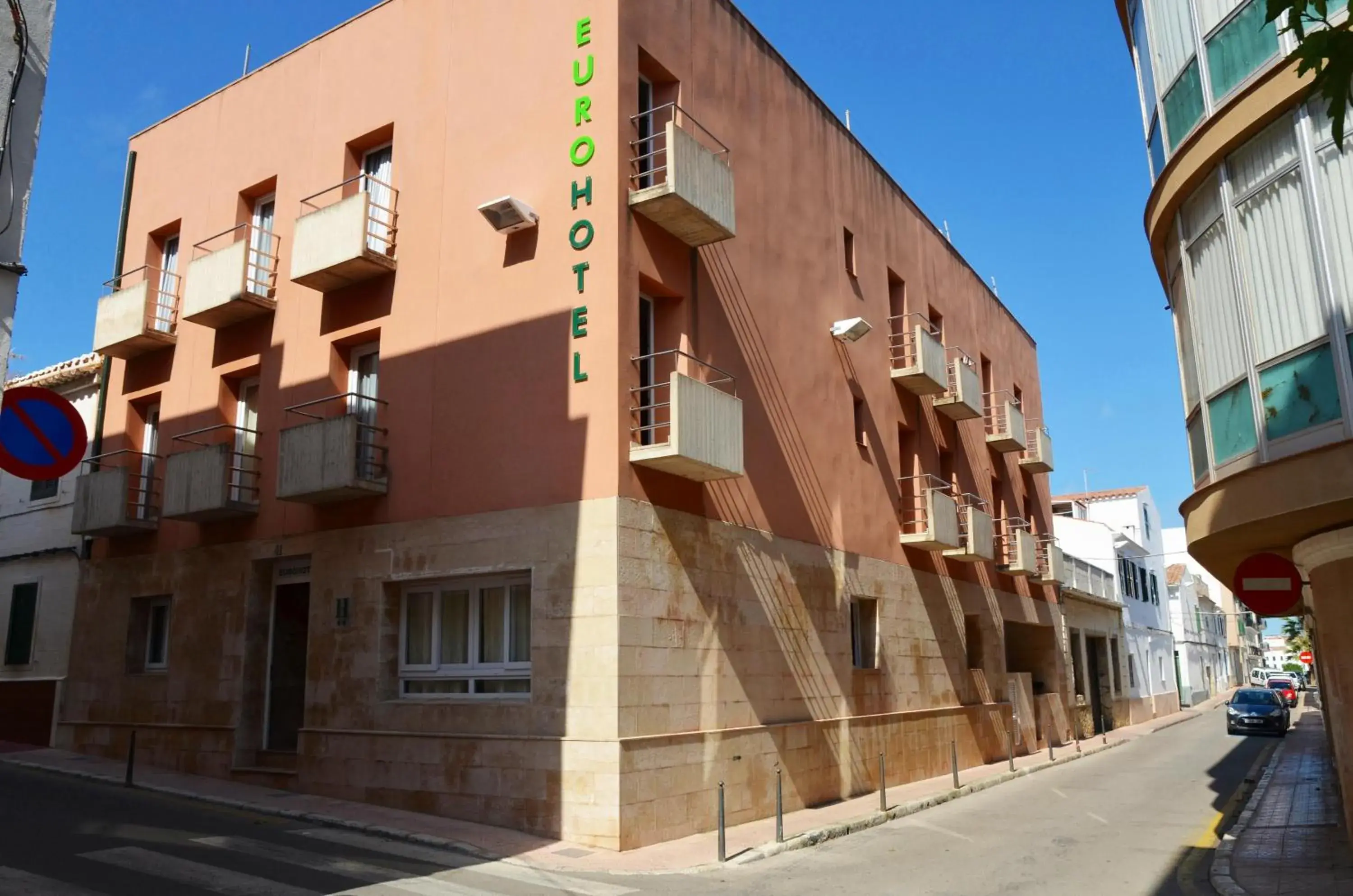 Facade/entrance, Property Building in Eurohotel