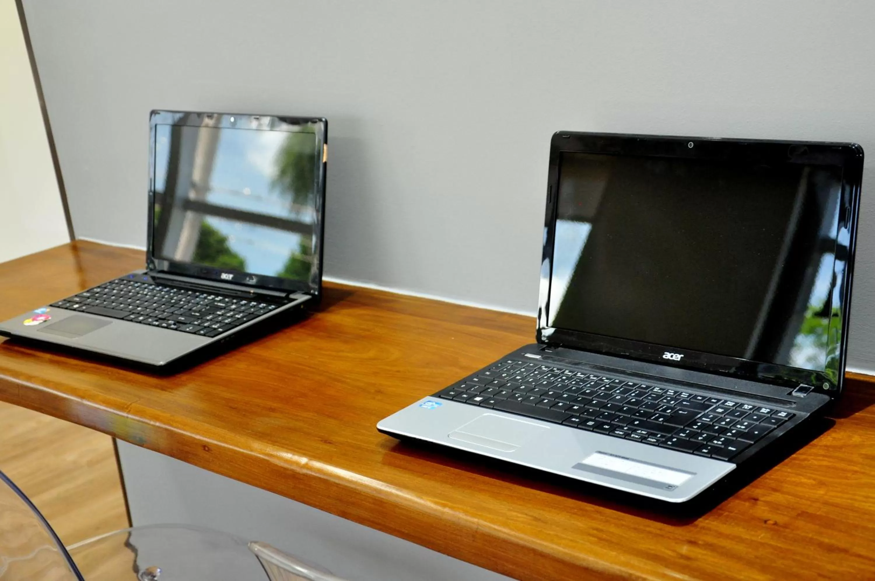 Seating area in Hotel Mohave