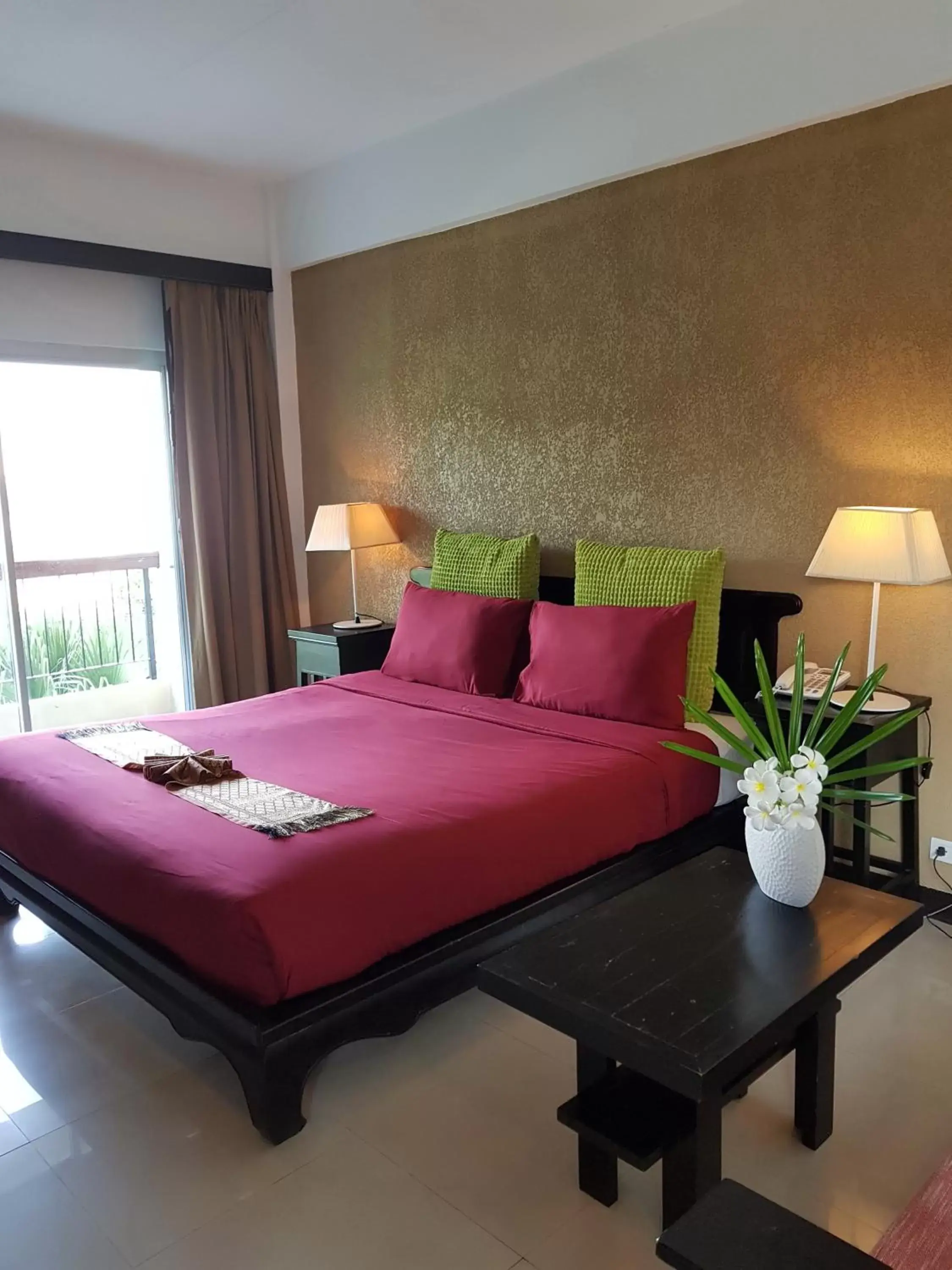 Bed in Siam Piman Hotel