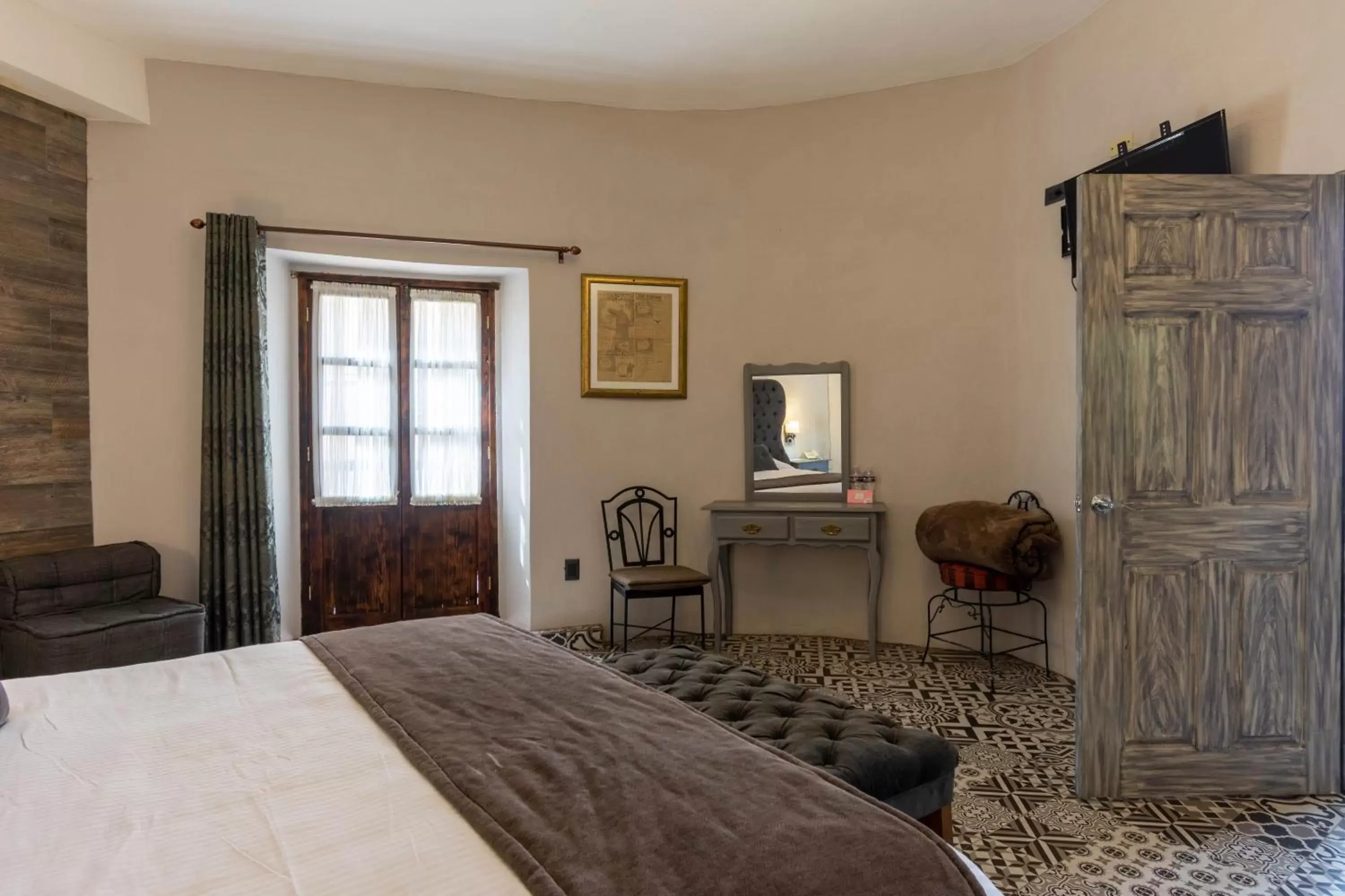 Decorative detail, Bed in Hotel Casa Sangre de Cristo