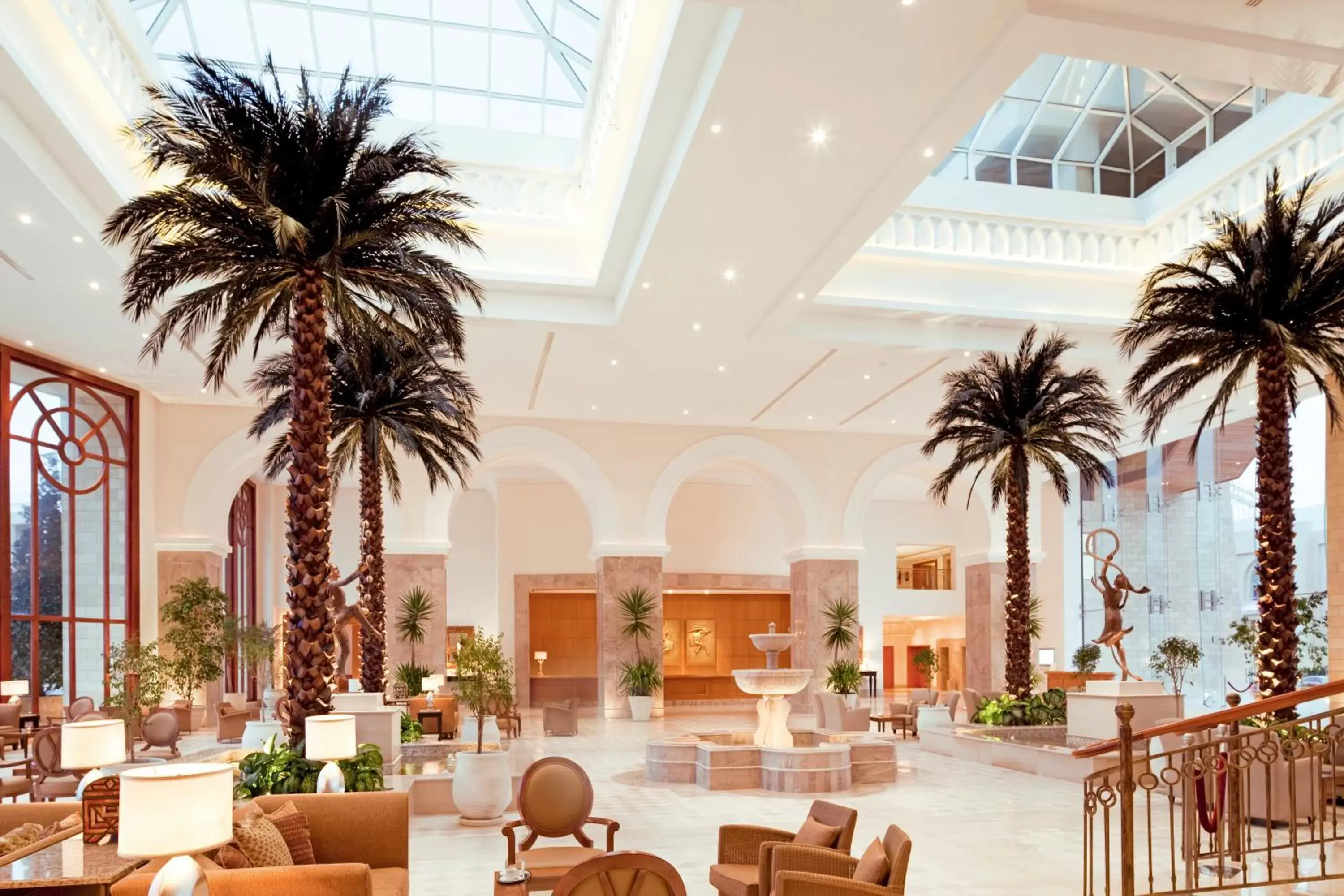 Lobby or reception in Mövenpick Resort & Marine Spa Sousse