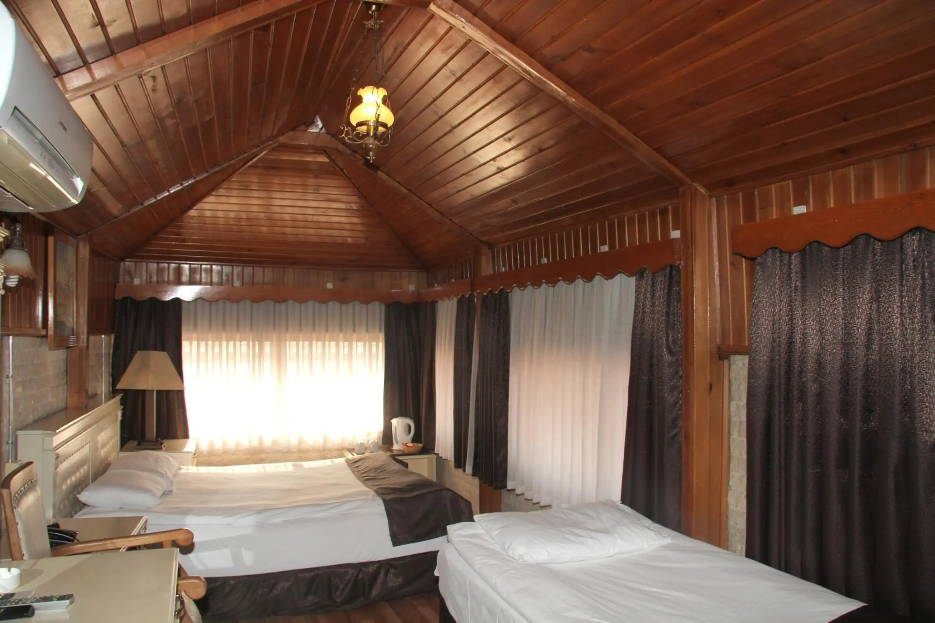 Photo of the whole room, Bed in Zeynep Hanim Konagi Photo of the whole room, Bed in Zeynep Hanim Konagi