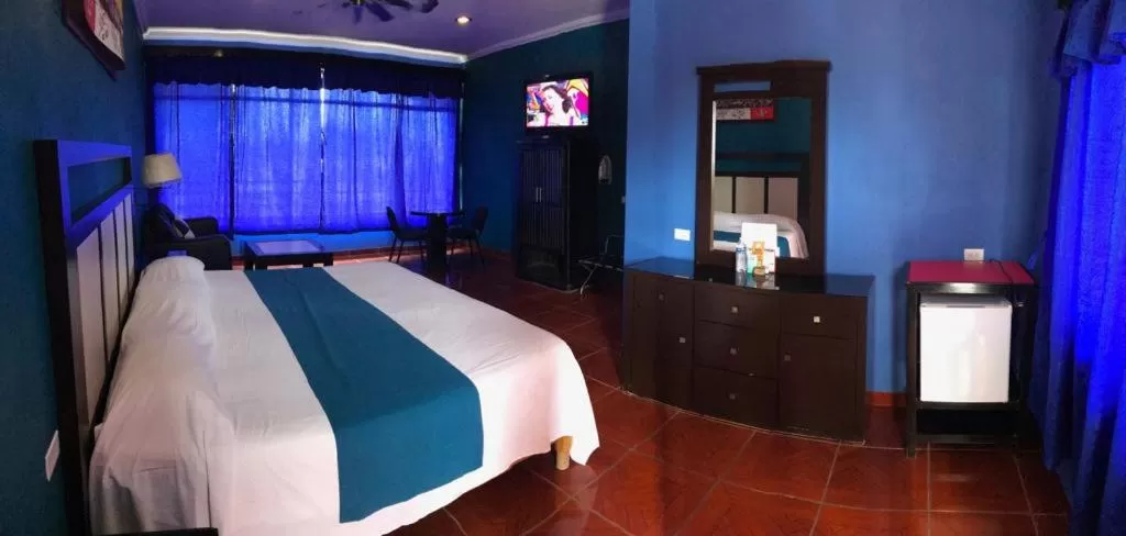 Photo of the whole room, Bed in HOTEL PARAÍSO DEL VALLE