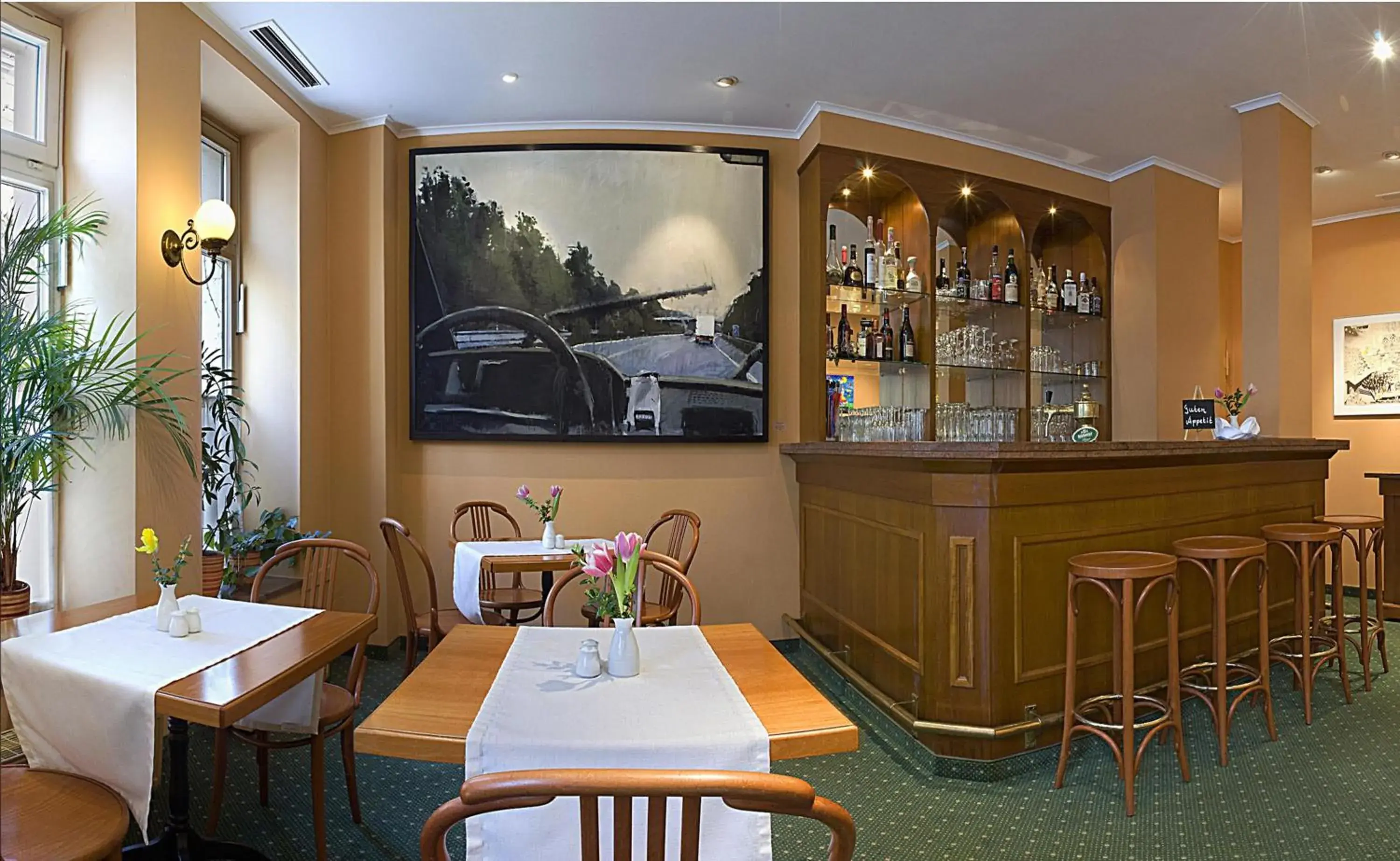 Restaurant/places to eat, Lounge/Bar in Galerie Hotel Leipziger Hof