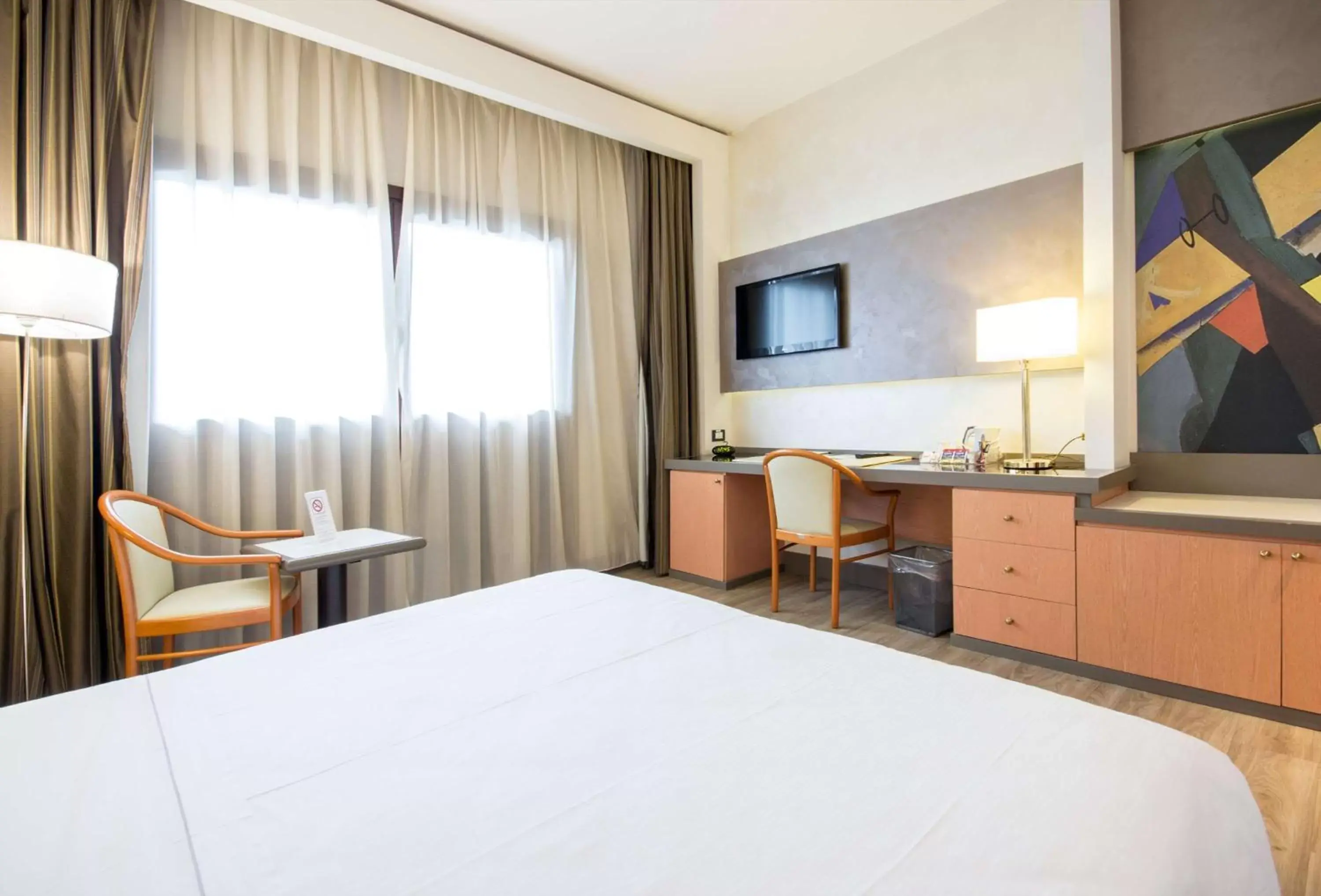 TV and multimedia, Bed in Best Western Modena District