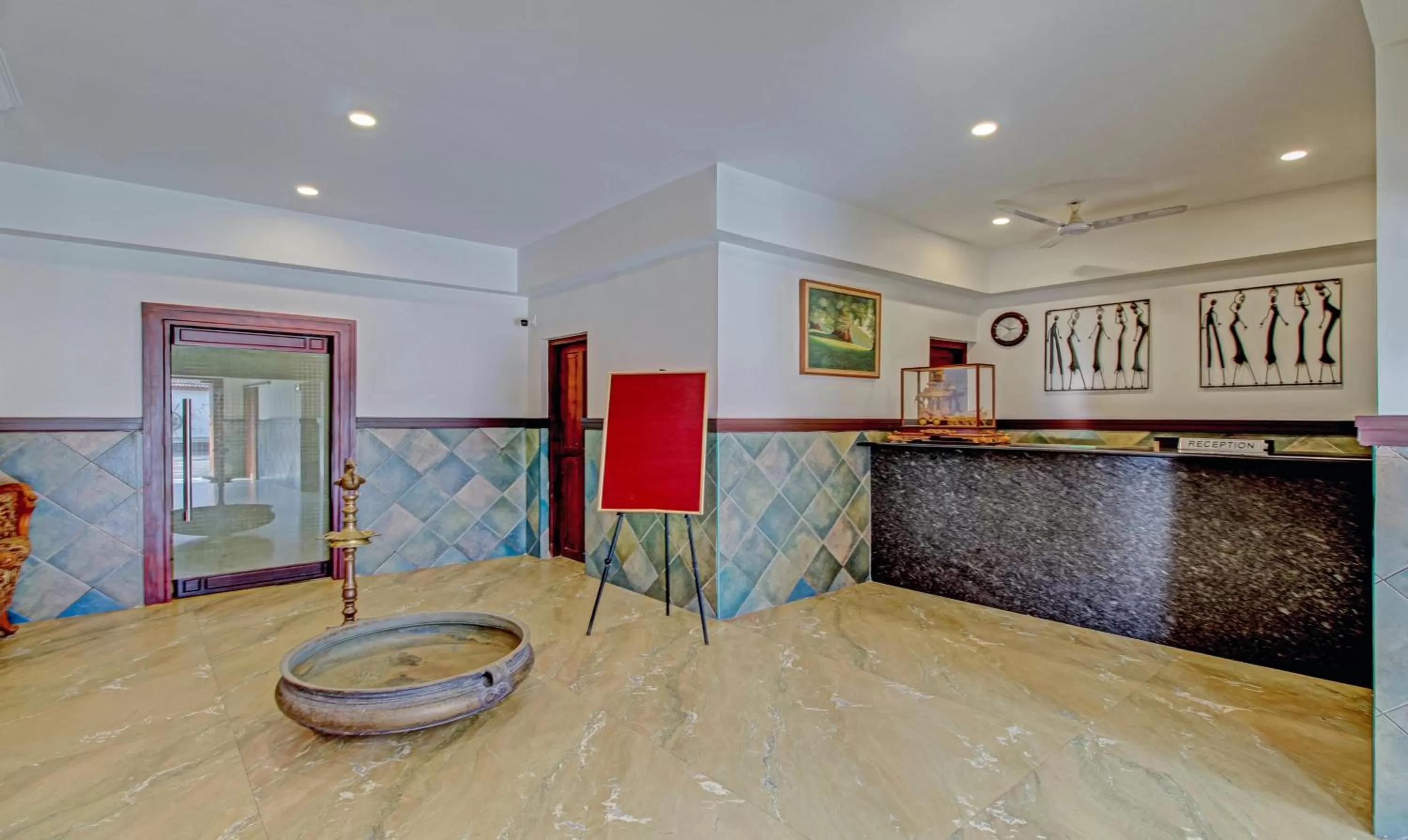 Lobby or reception in Treebo Prince