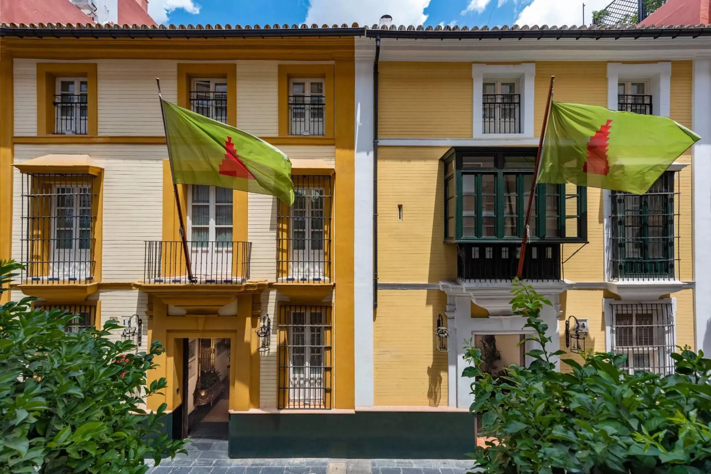 Facade/entrance, Property Building in Las Casas de El Arenal