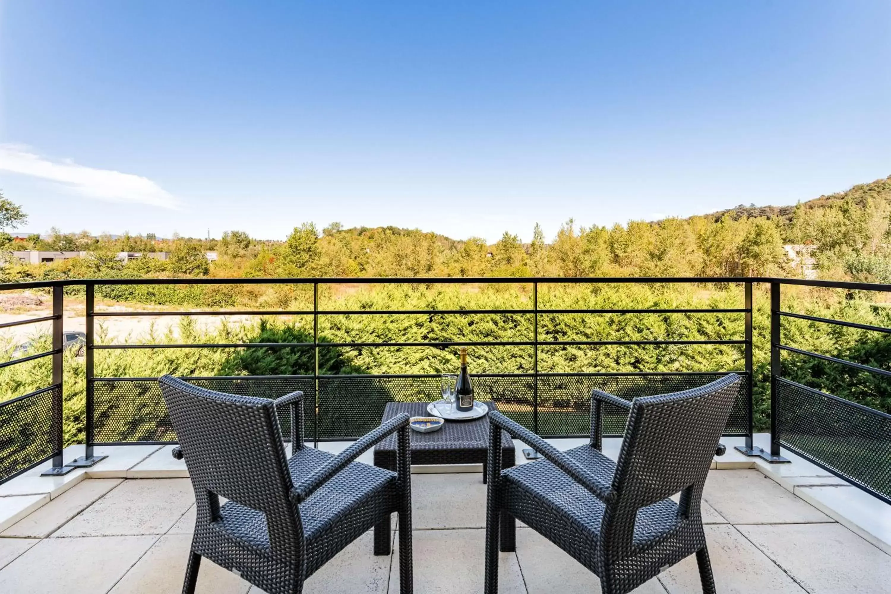 View (from property/room), Balcony/Terrace in Best Western Hôtel des Barolles - Lyon Sud