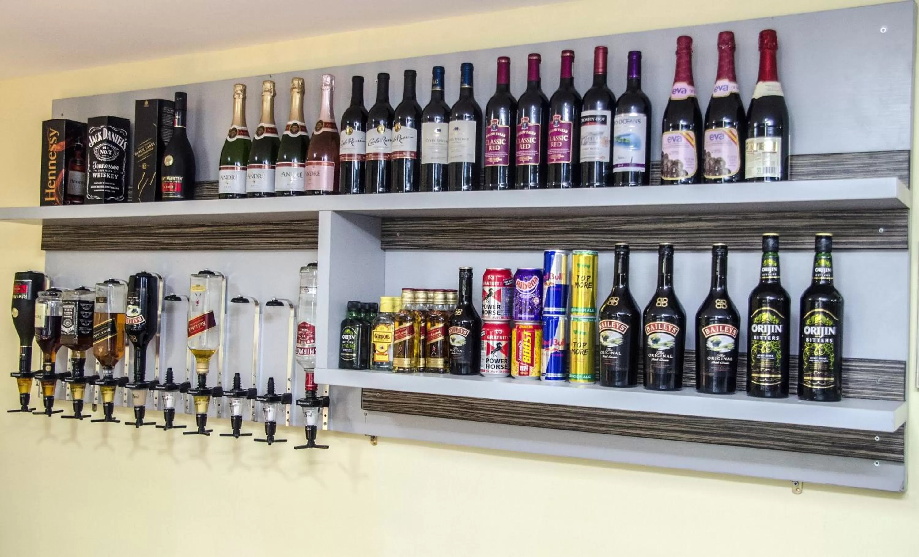 Lounge or bar in Hotel Rosebud