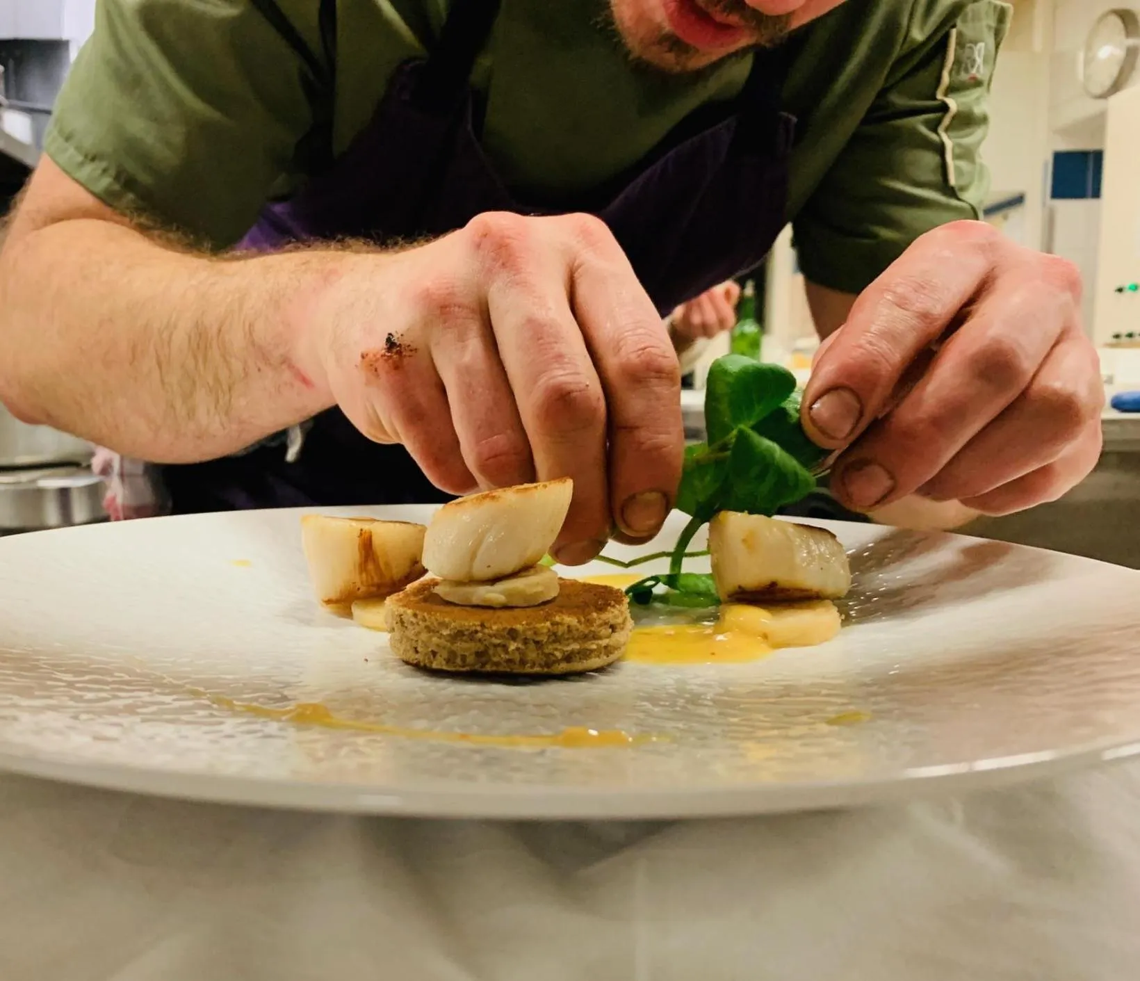 Food in Logis Hostellerie des Clos et restaurant Bistrot des grands crus et Maison de la tour Chablis