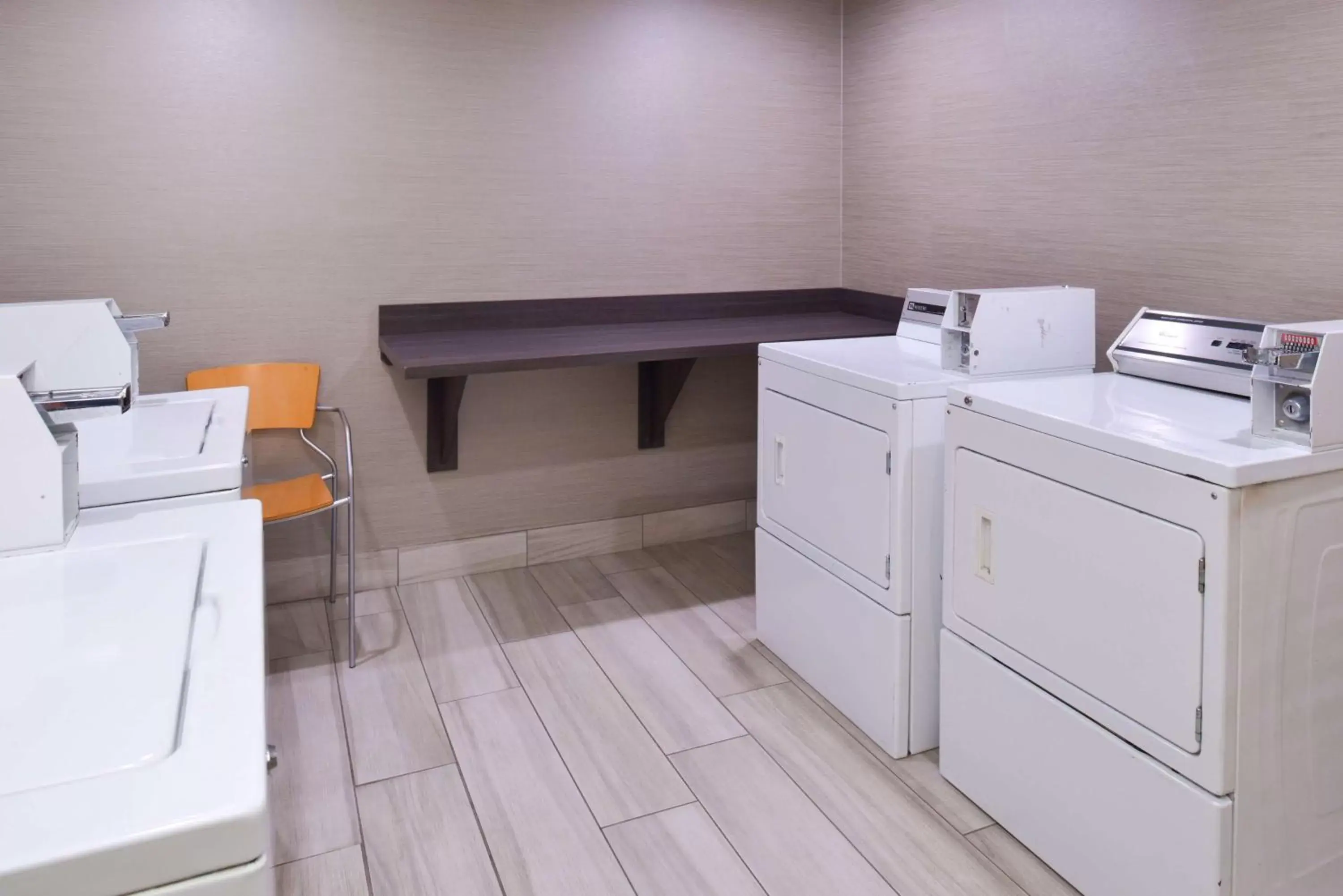 Property building, Kitchen/Kitchenette in Homewood Suites by Hilton Dallas-Lewisville