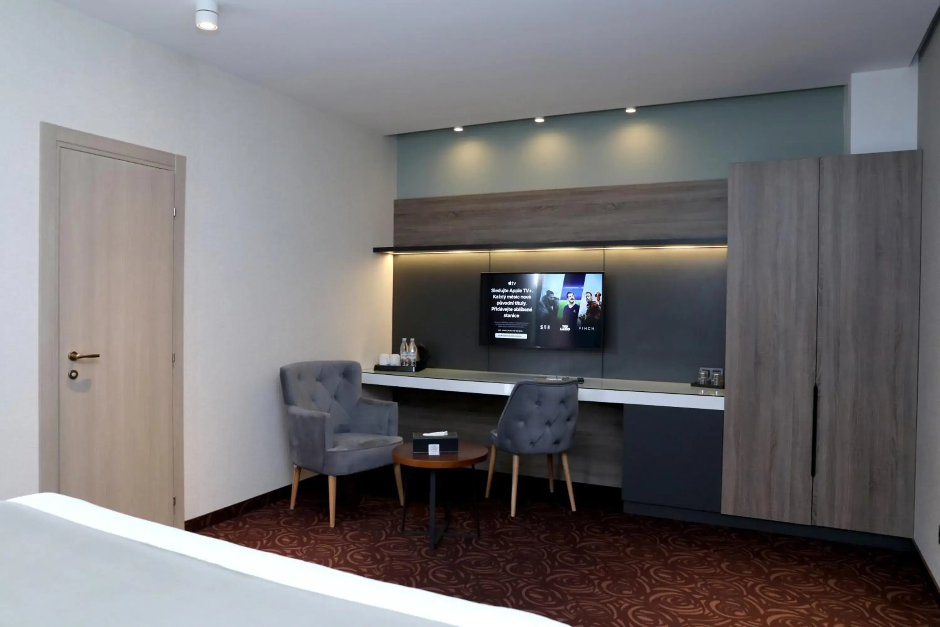 TV/Entertainment Center in Best Western Plus Paradise Hotel Dilijan