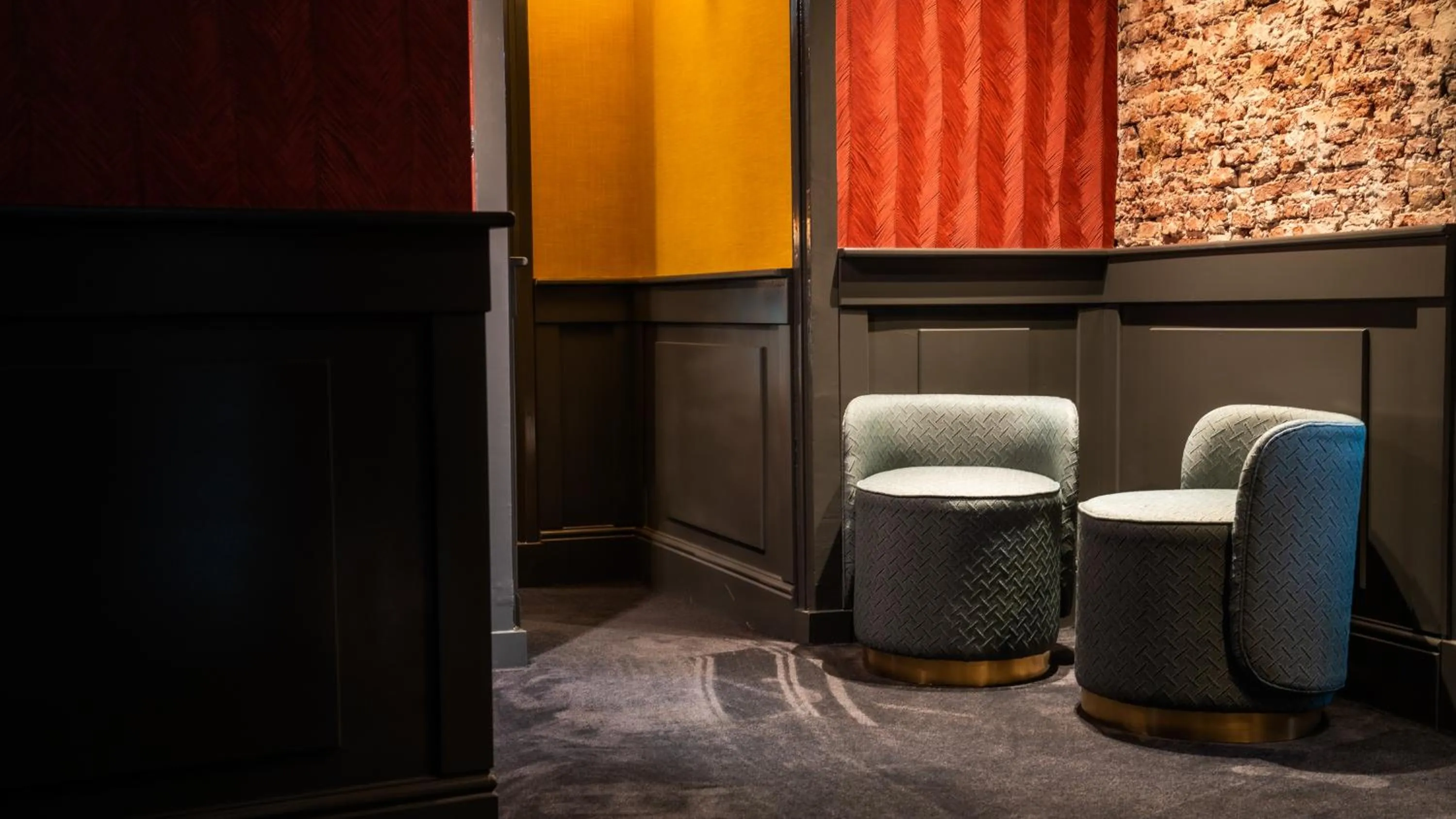 Seating area in Hotel Frank since 1666