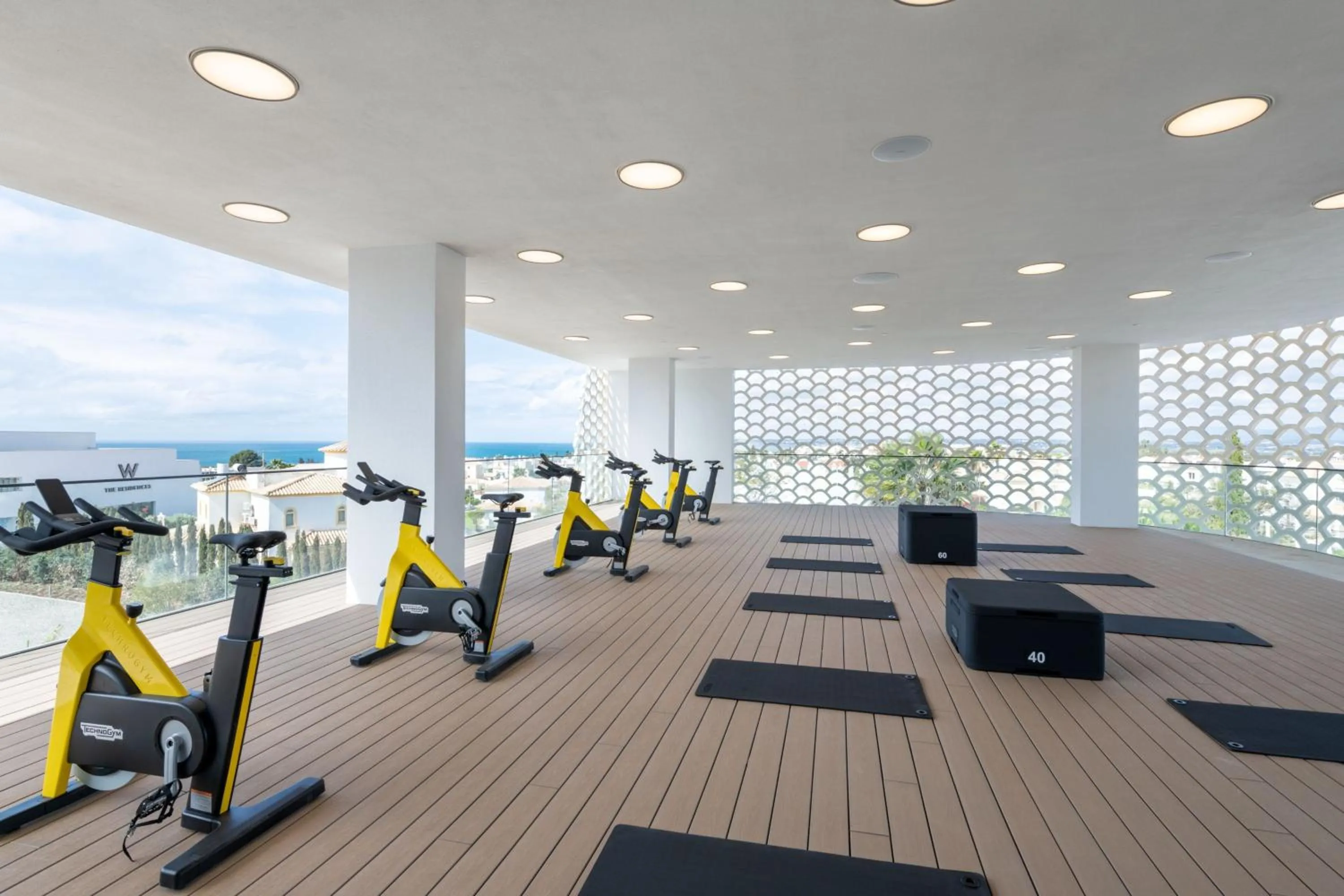 Fitness centre/facilities in W Residences Algarve