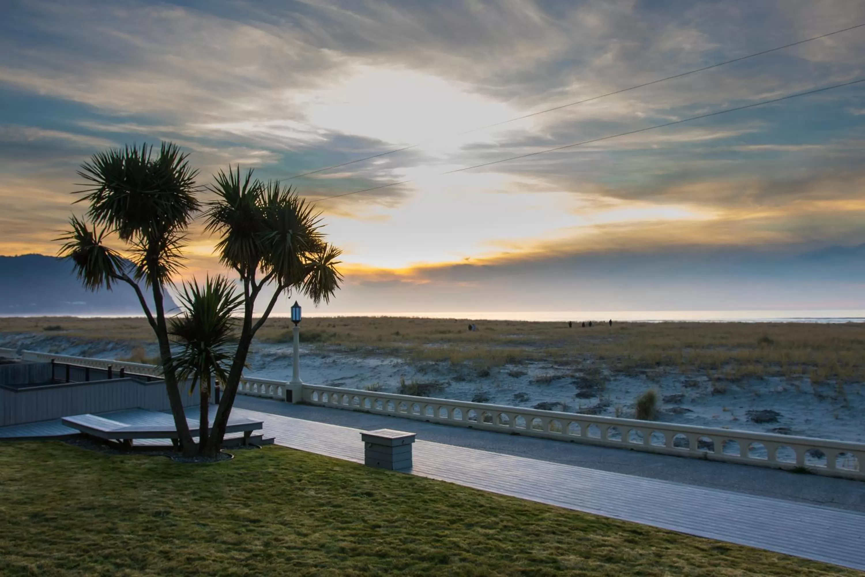 Property building in Inn of the Four Winds Seaside Oceanfront
