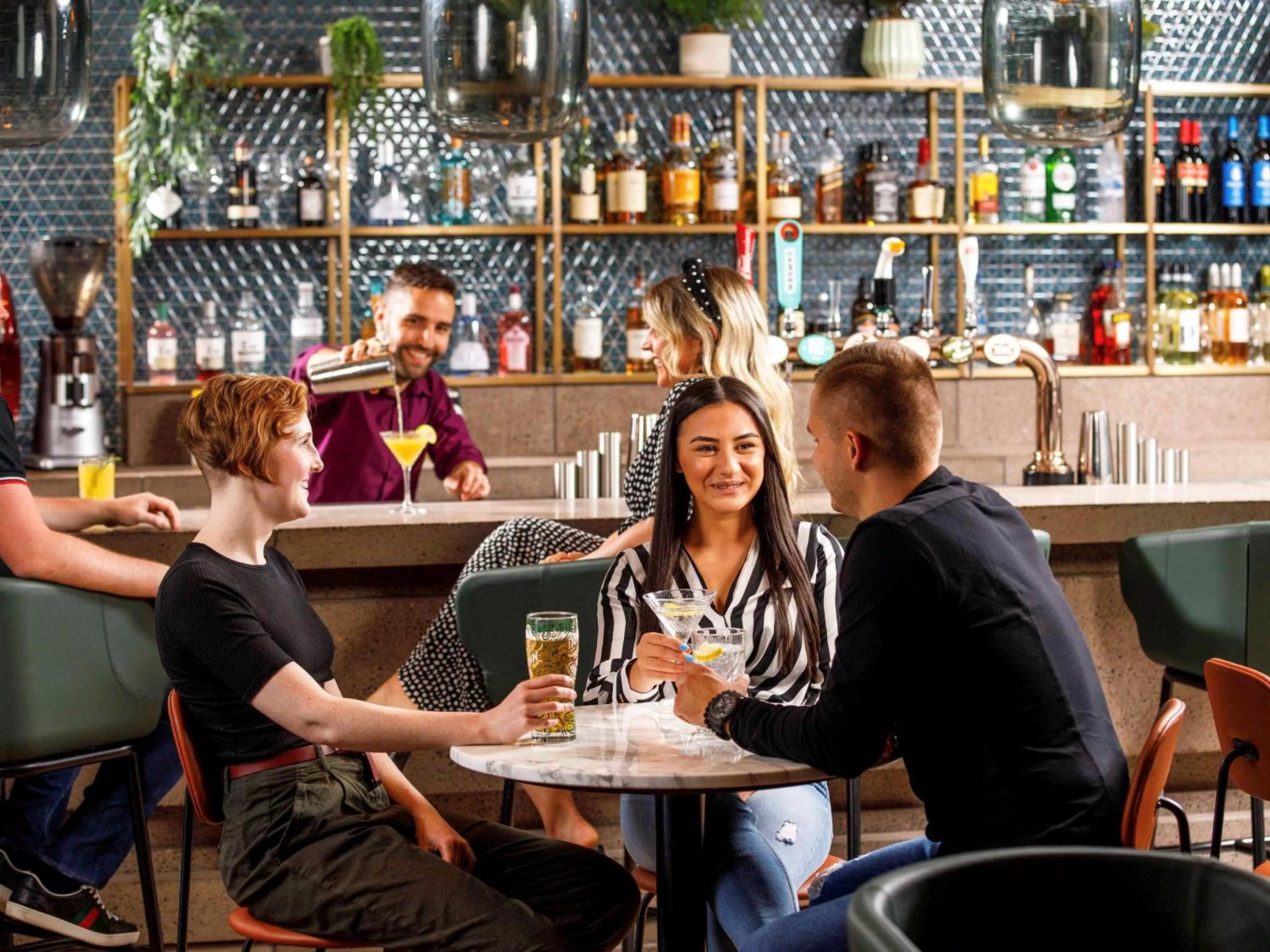 Lounge or bar in ibis Styles Edinburgh St Andrew Square