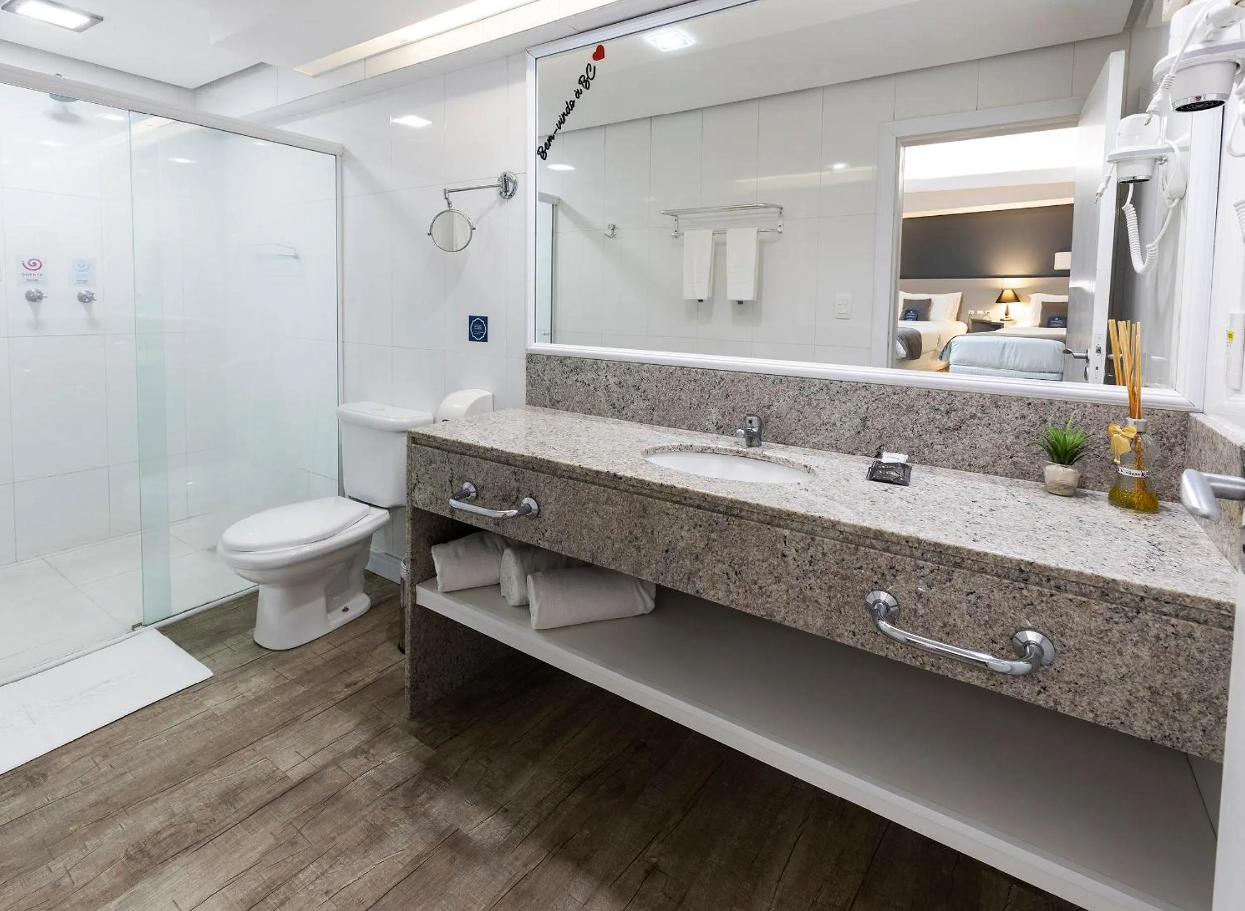 Bathroom in Hotel Sibara SPA & Convenções