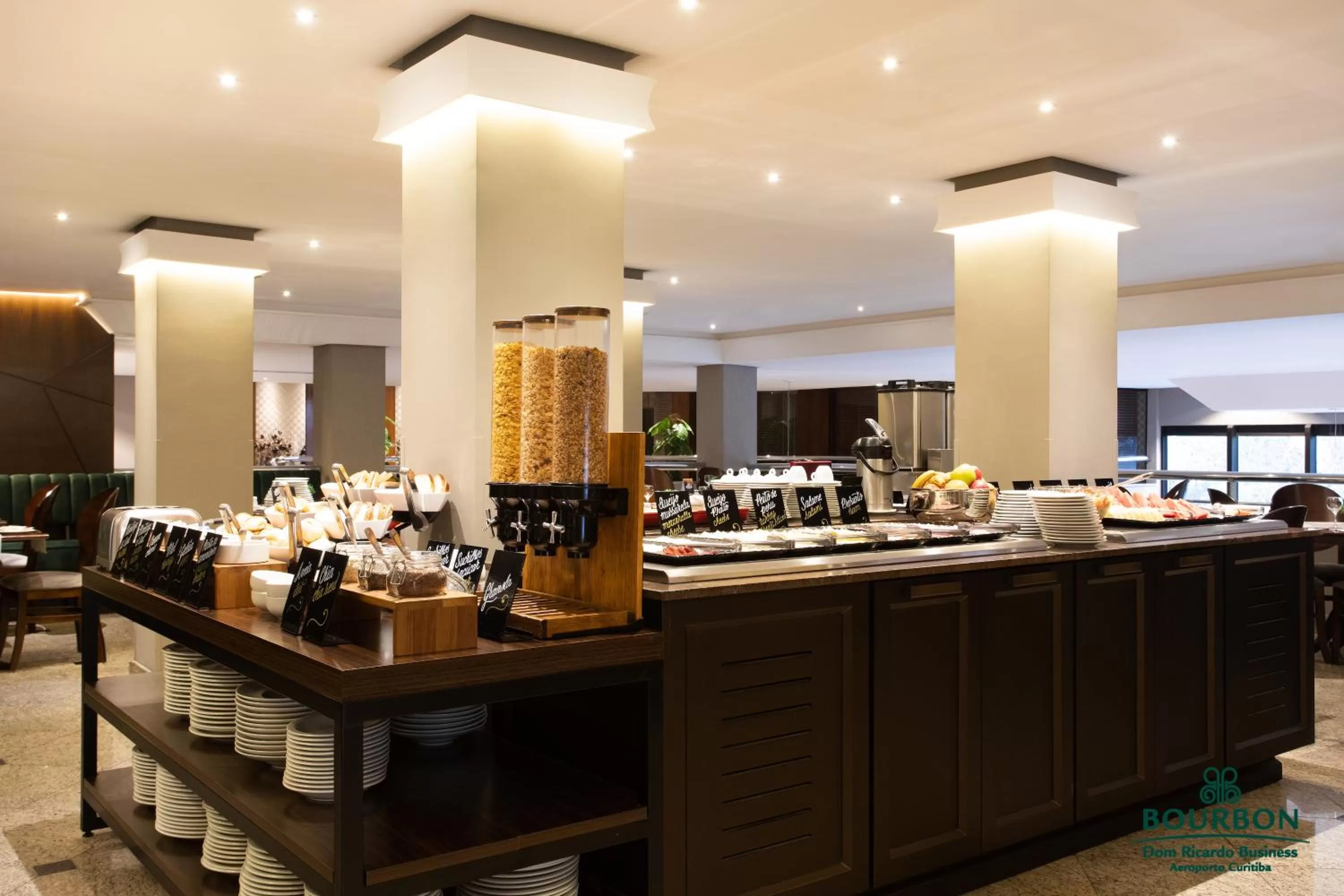 Buffet breakfast in Bourbon Dom Ricardo Aeroporto Curitiba Business Hotel
