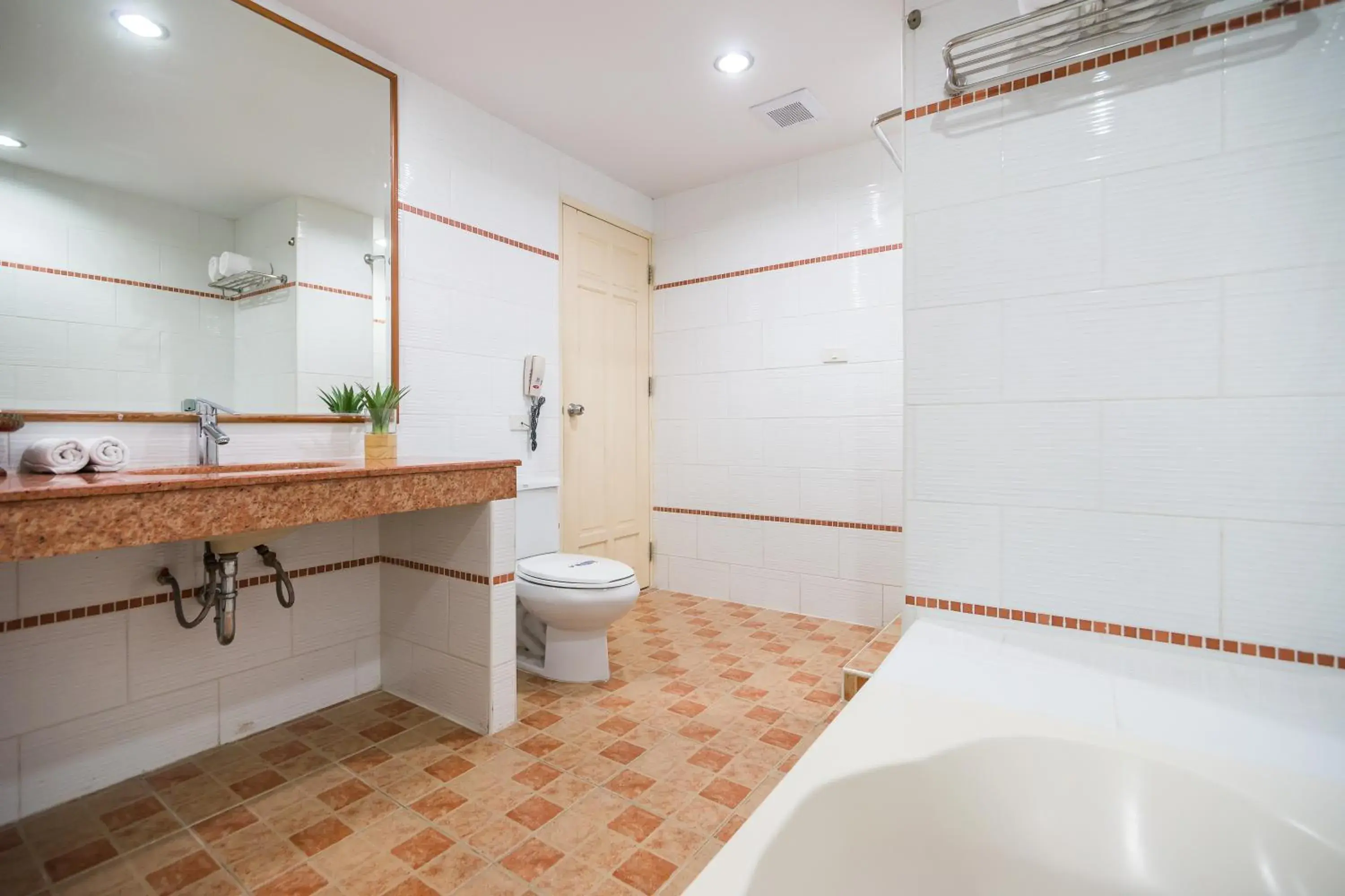 Shower, Bathroom in Bella Villa Cabana