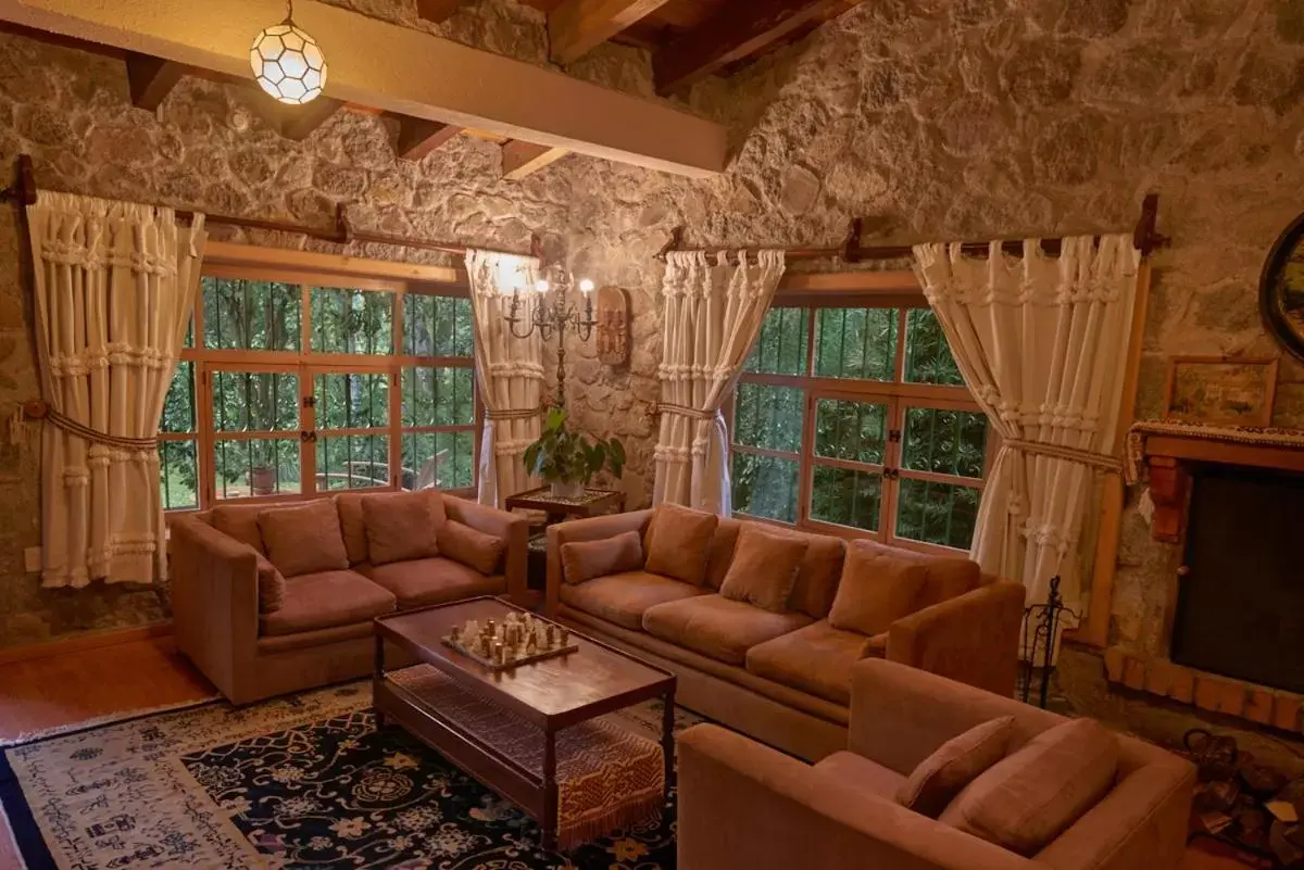 Seating Area in Hotel Rancho San Cayetano