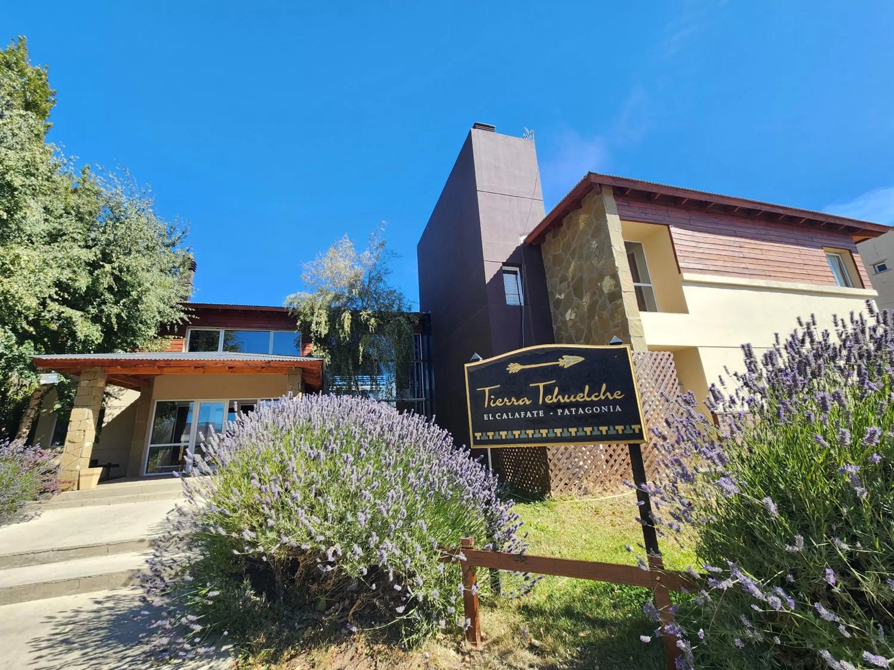 Property building in Tierra Tehuelche Hostería y Aparts