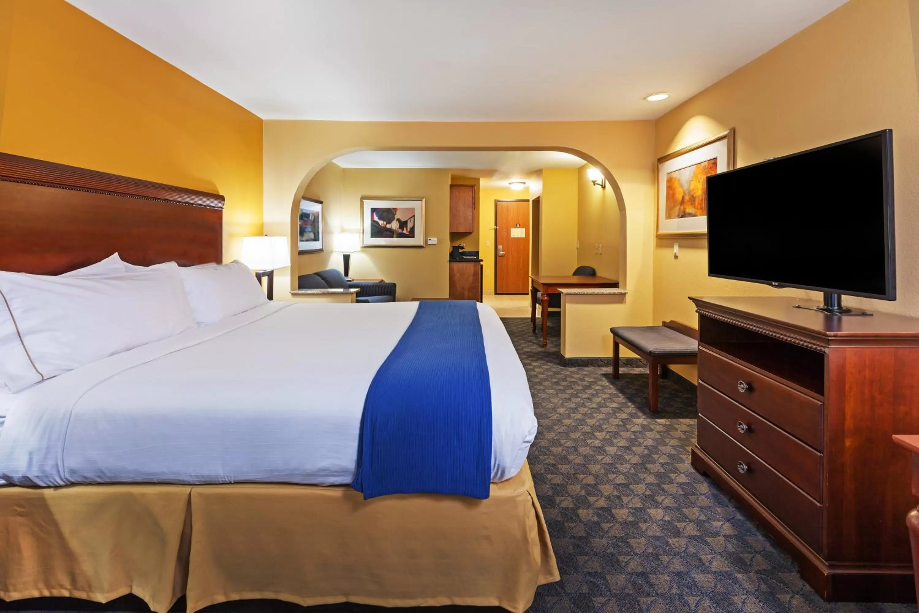Bedroom, Bed in Holiday Inn Express & Suites, Corpus Christi NW, Calallen by IHG