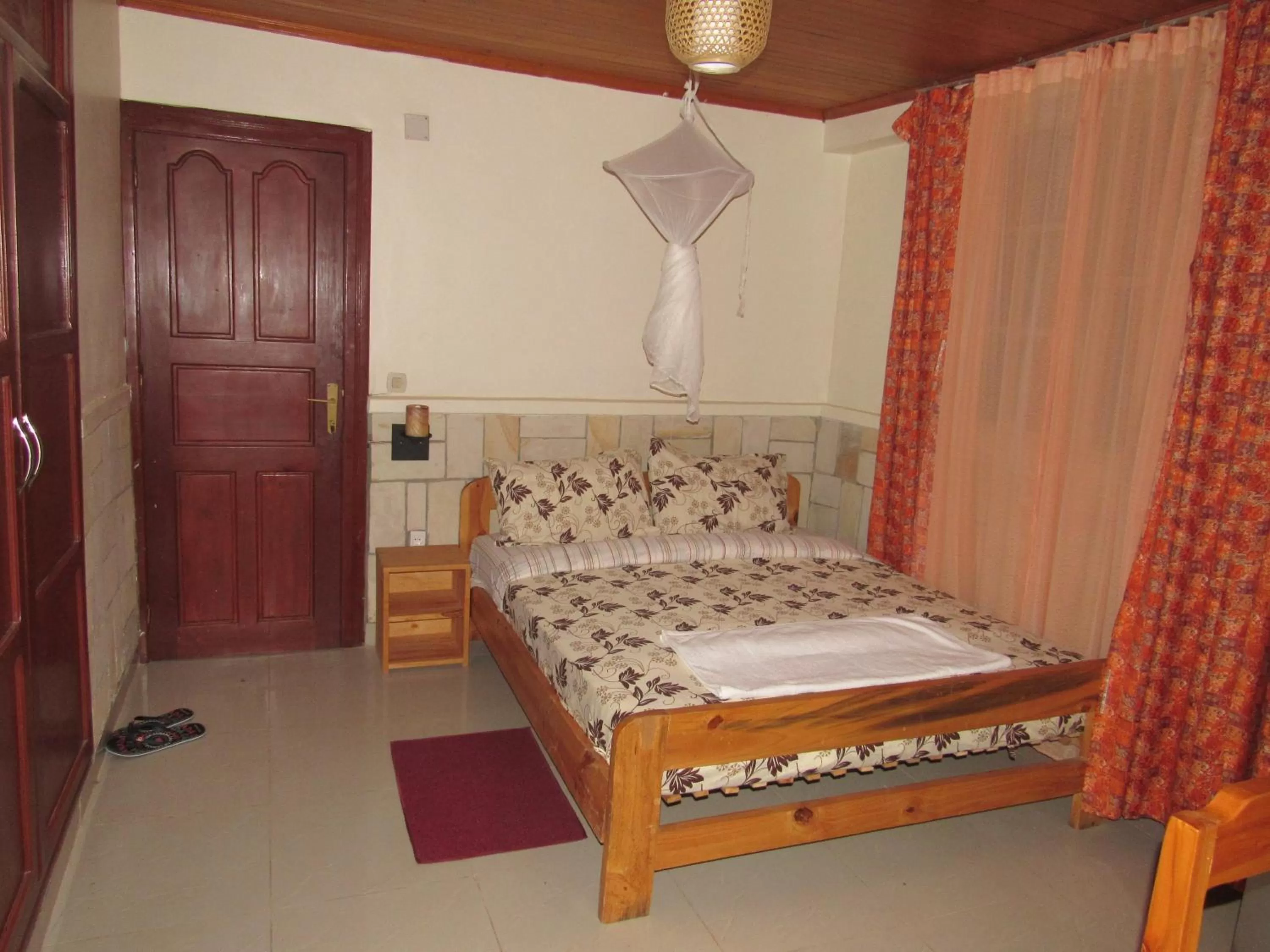 Photo of the whole room in Rebero Kivu Resort