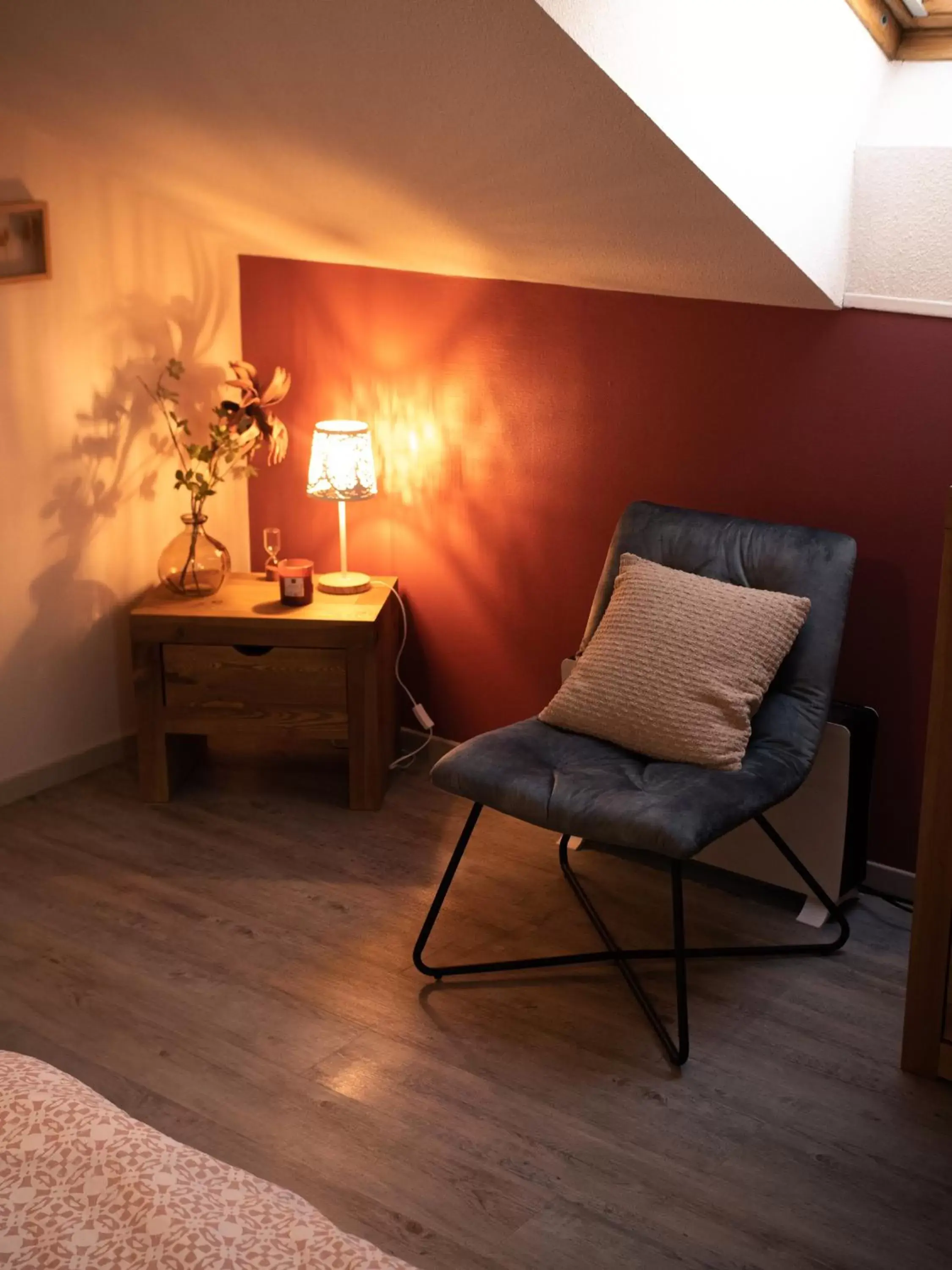 Seating Area in Chambre d'hôte de L'Auberge de la Fruitière