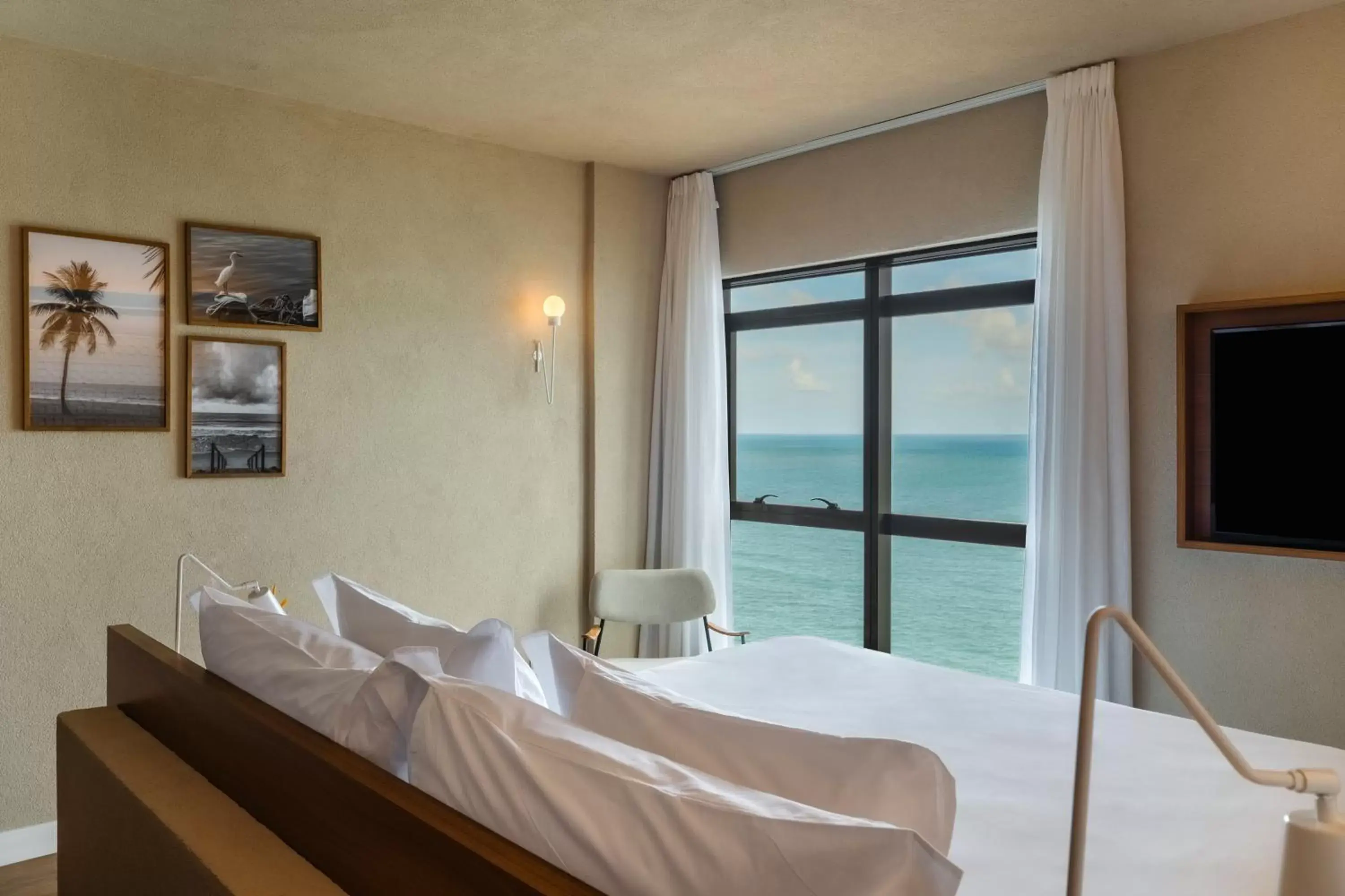 Bedroom, Bed in Grand Mercure Recife Boa Viagem