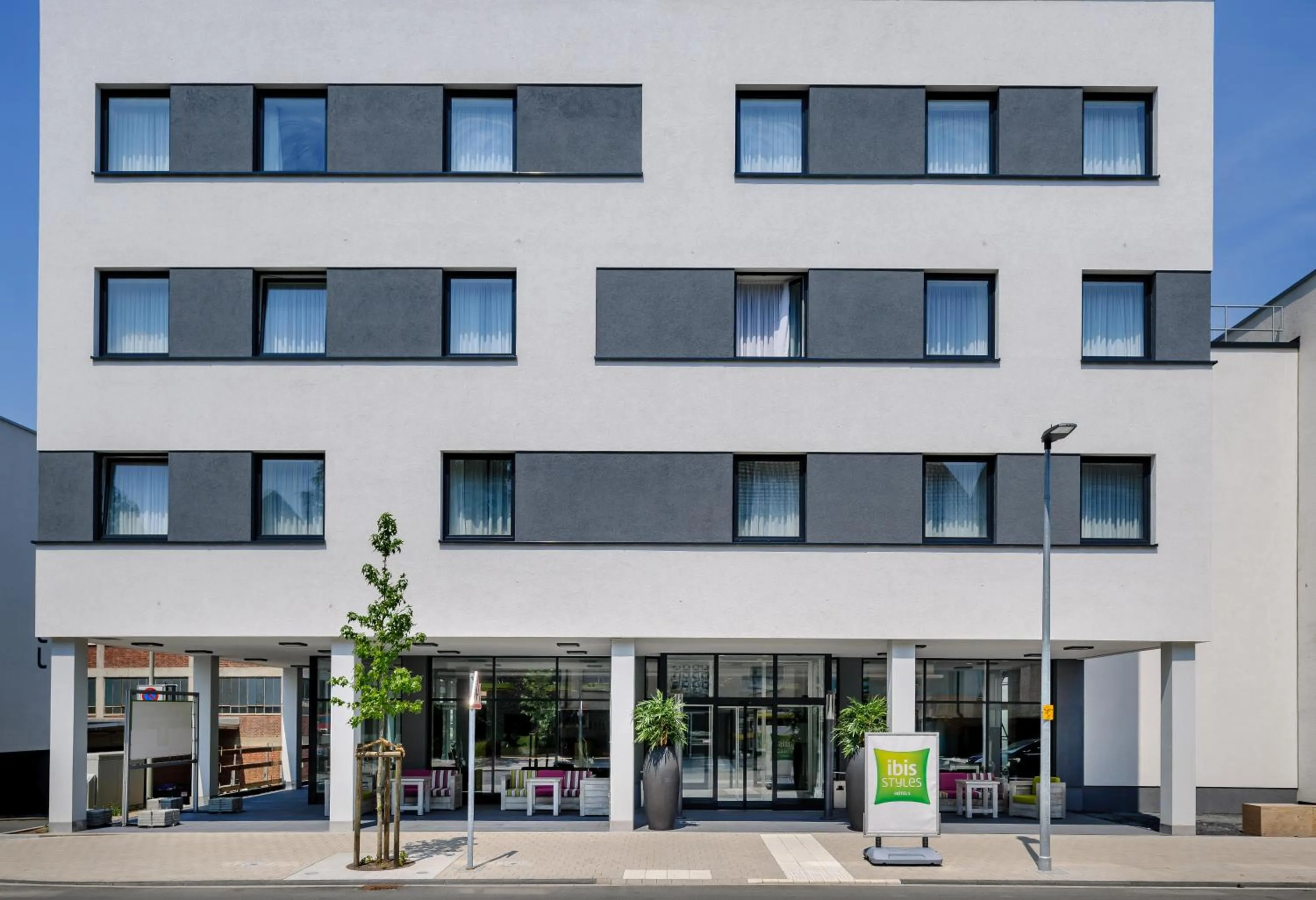Facade/entrance in ibis Styles Arnsberg - Neheim
