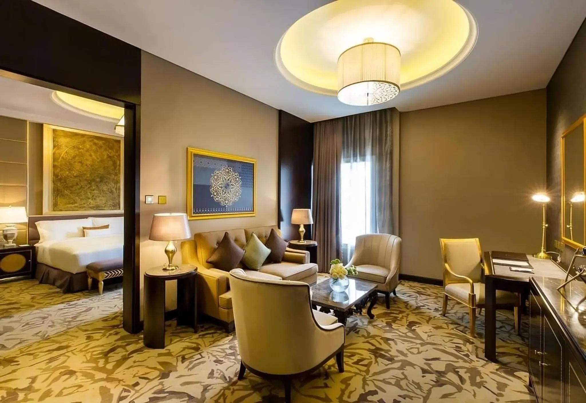 Living room, Seating Area in Ezdan Palace Hotel