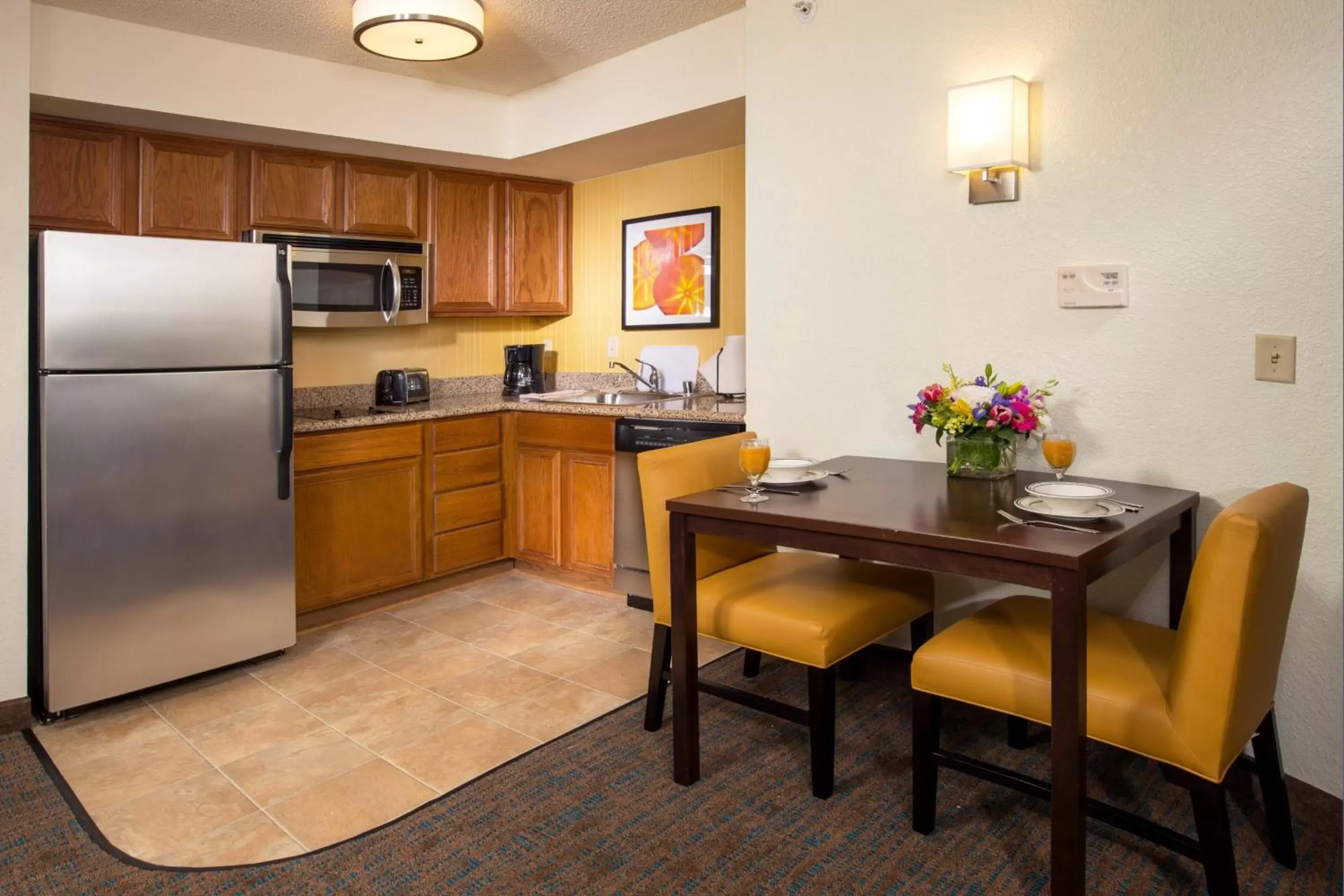 Kitchen or kitchenette, Kitchen/Kitchenette in Residence Inn Washington, DC / Dupont Circle