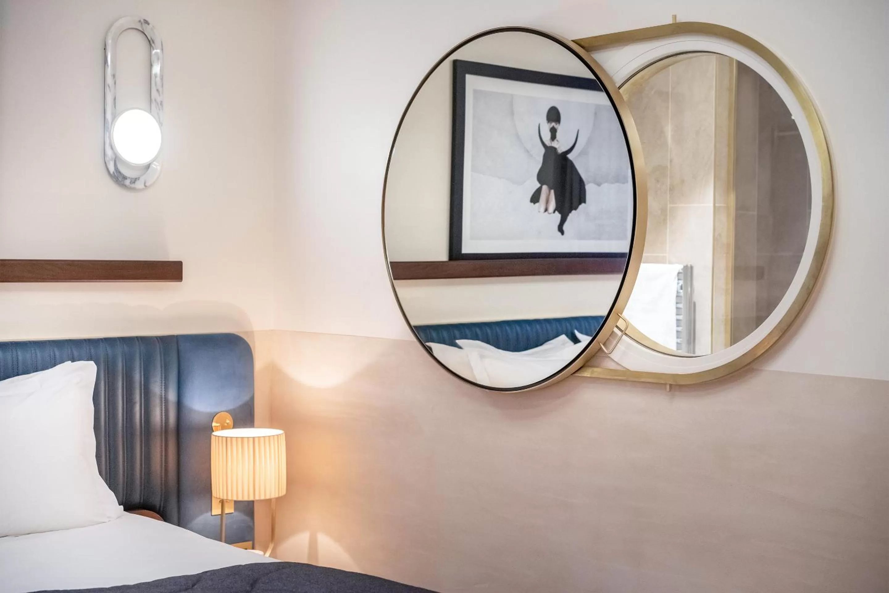 Decorative detail, Bed in Maison Albar Hotels L’Imperator