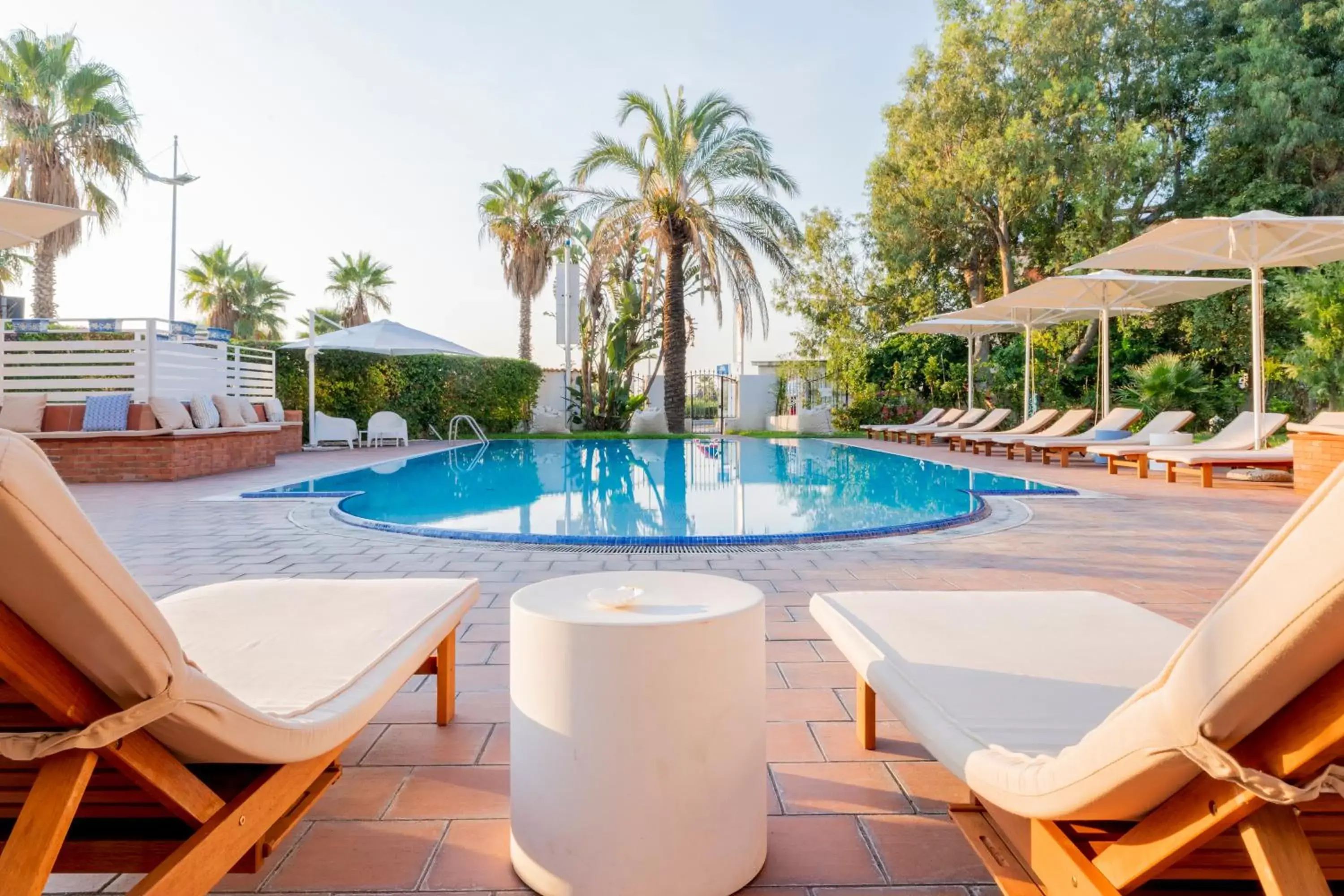 Solarium, Swimming Pool in Le Dune Sicily Hotel