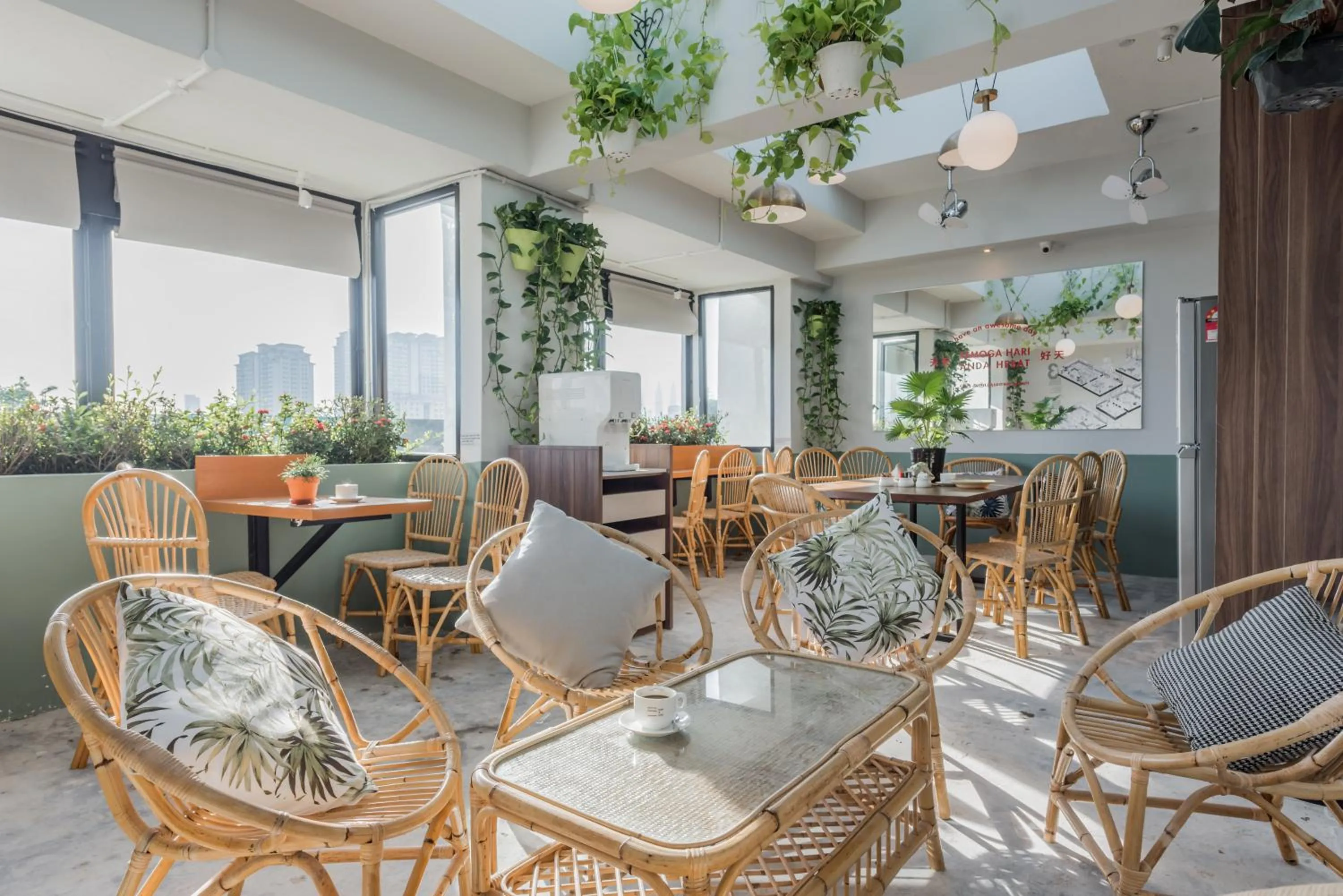 Seating area in Bunk & Bilik Hotel Jalan Ipoh