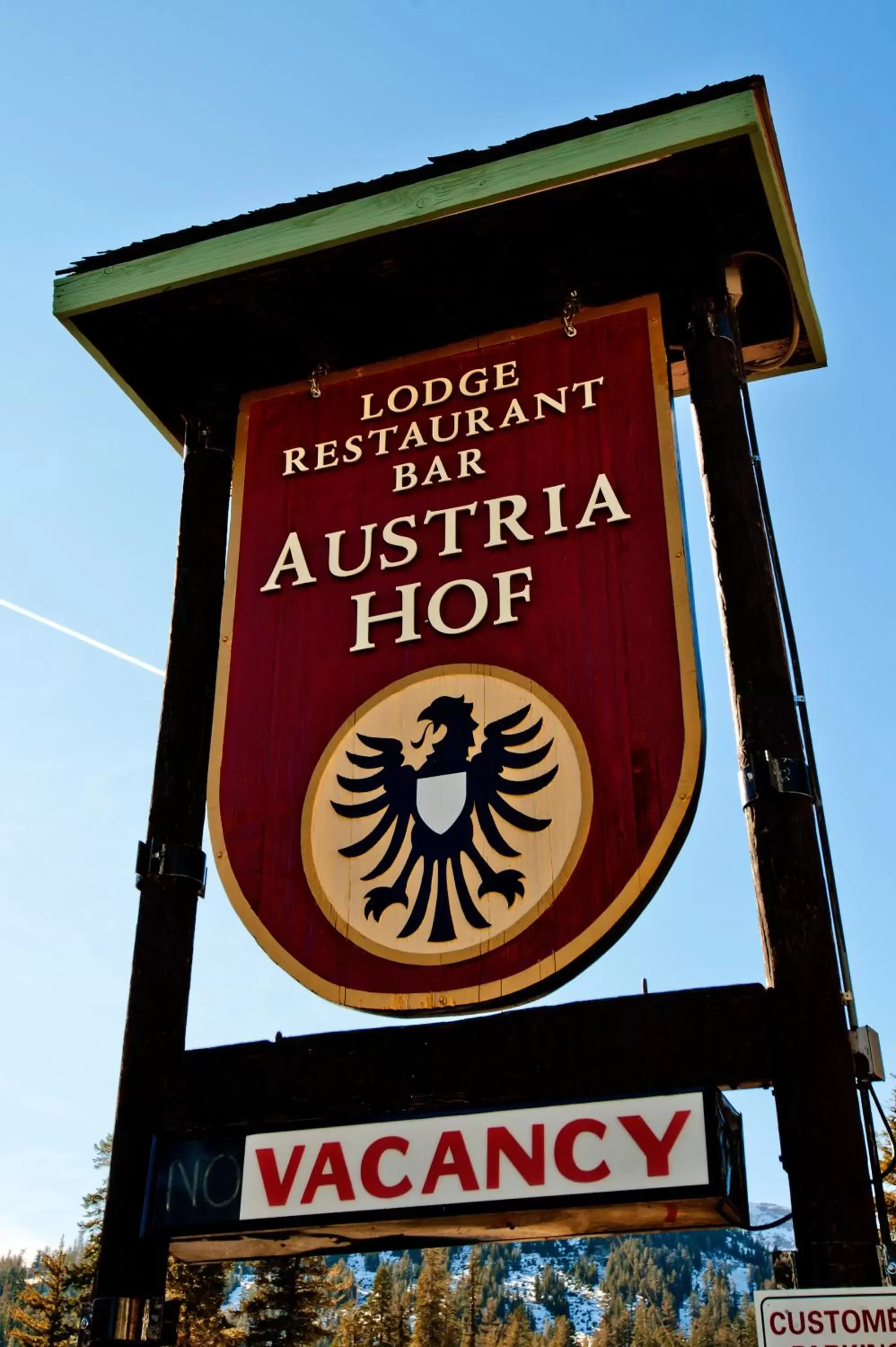 Facade/entrance in Austria Hof Lodge